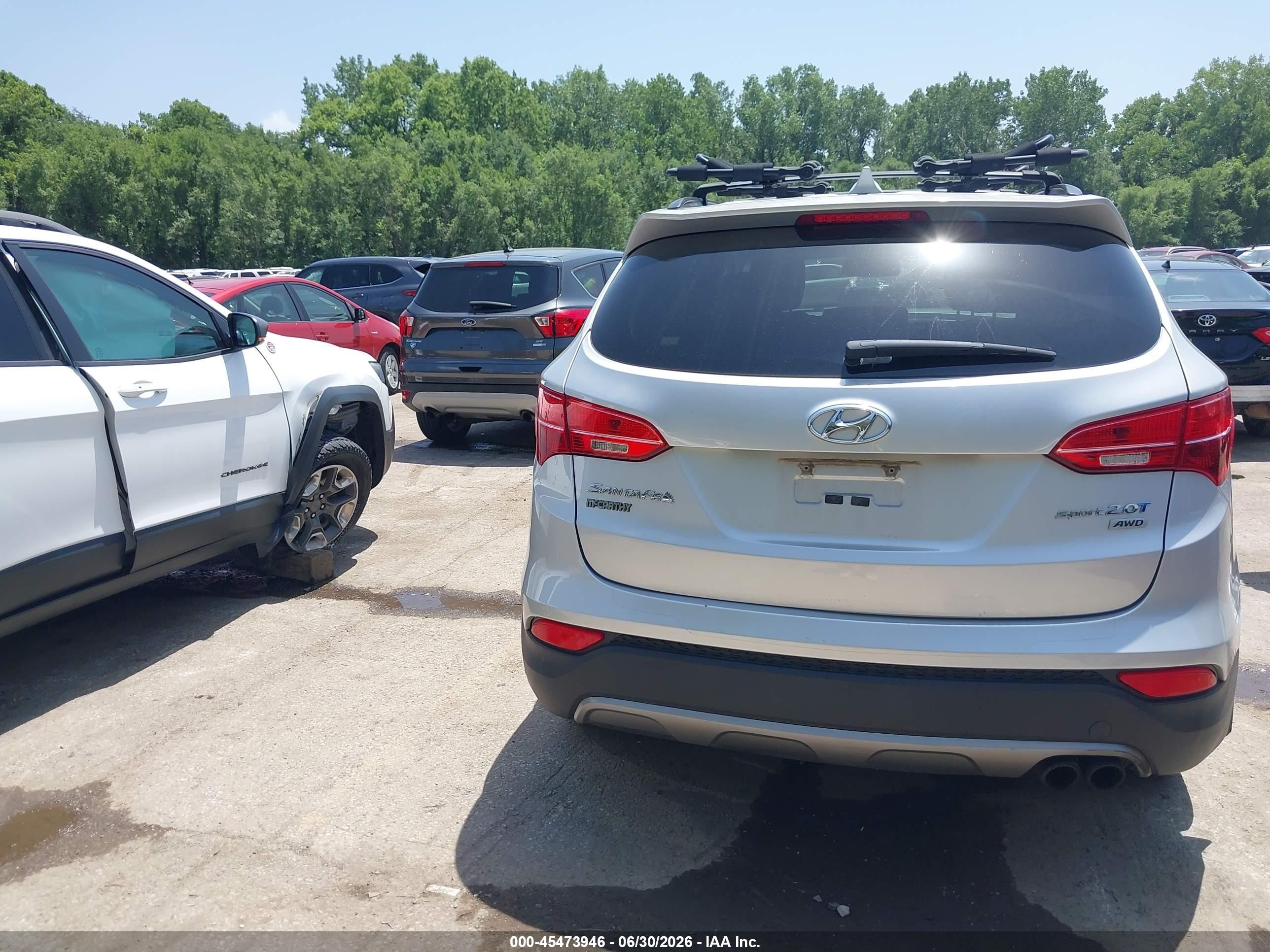 2013 Hyundai Santa Fe Sport 2.0t Silver vin: 5XYZUDLA3DG051936