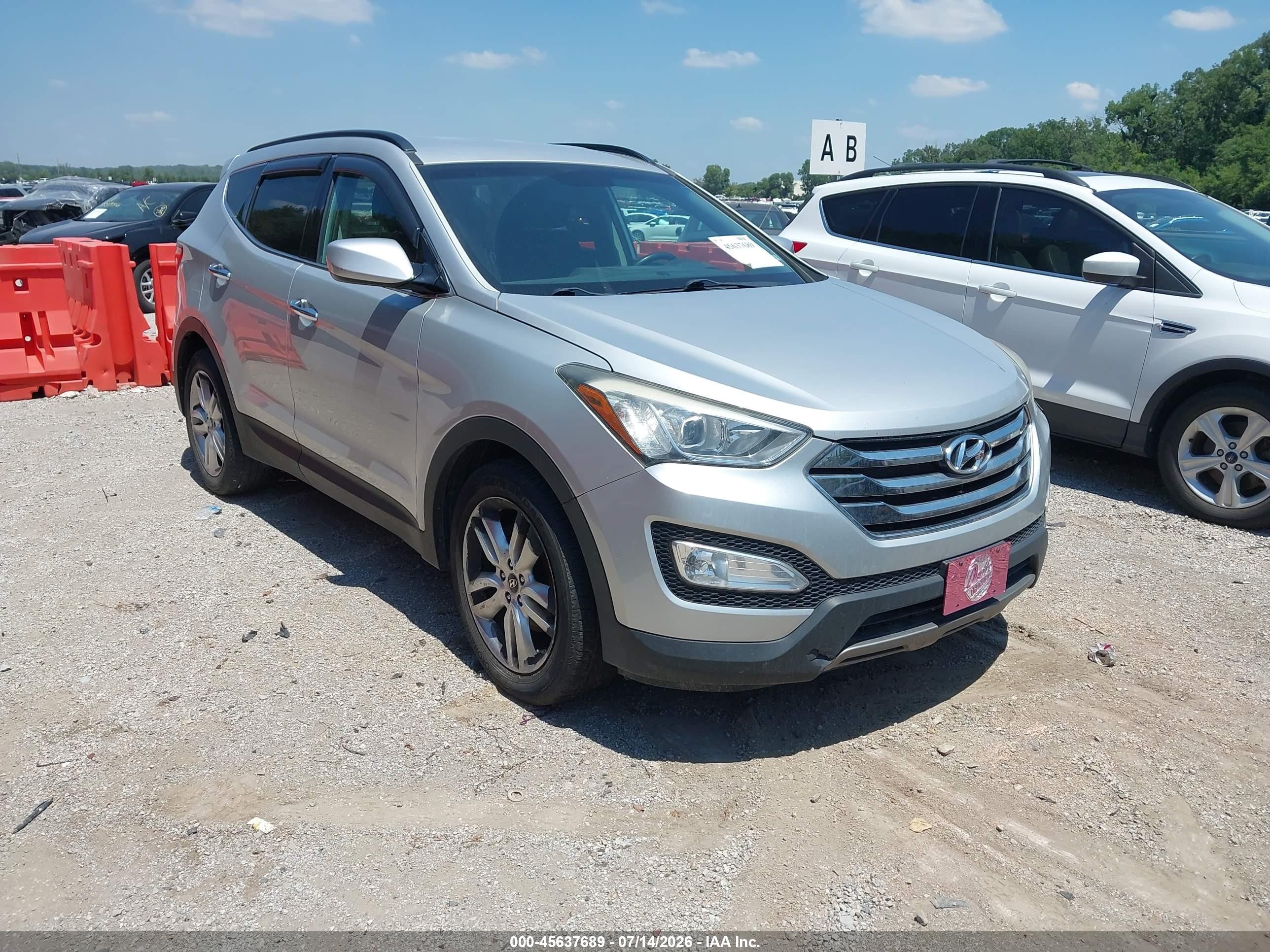 2013 Hyundai Santa Fe Sport 2.0t Silver vin: 5XYZUDLA3DG053590