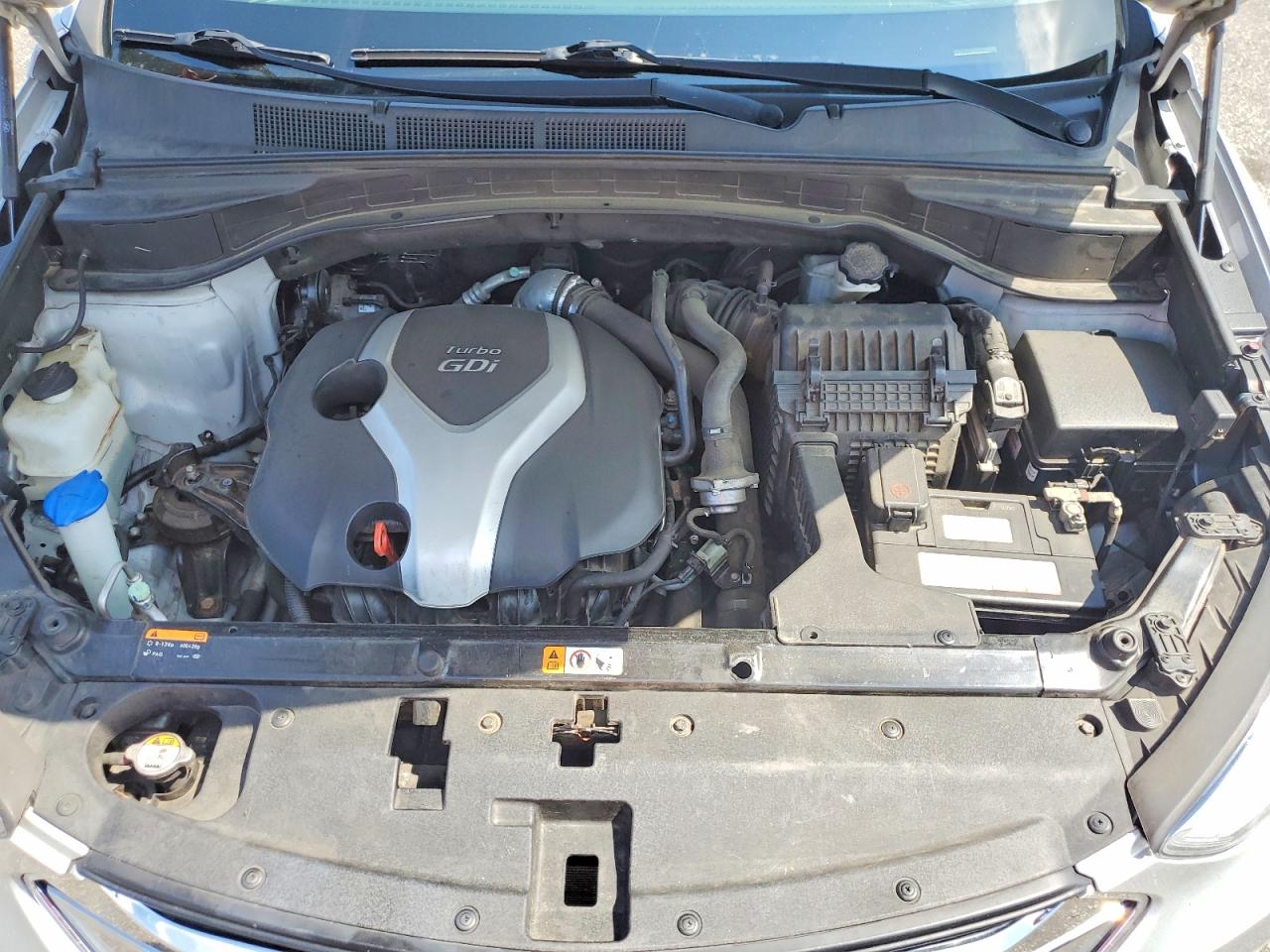 2014 Hyundai Santa Fe Sport 2.0t Silver vin: 5XYZUDLA3EG152038
