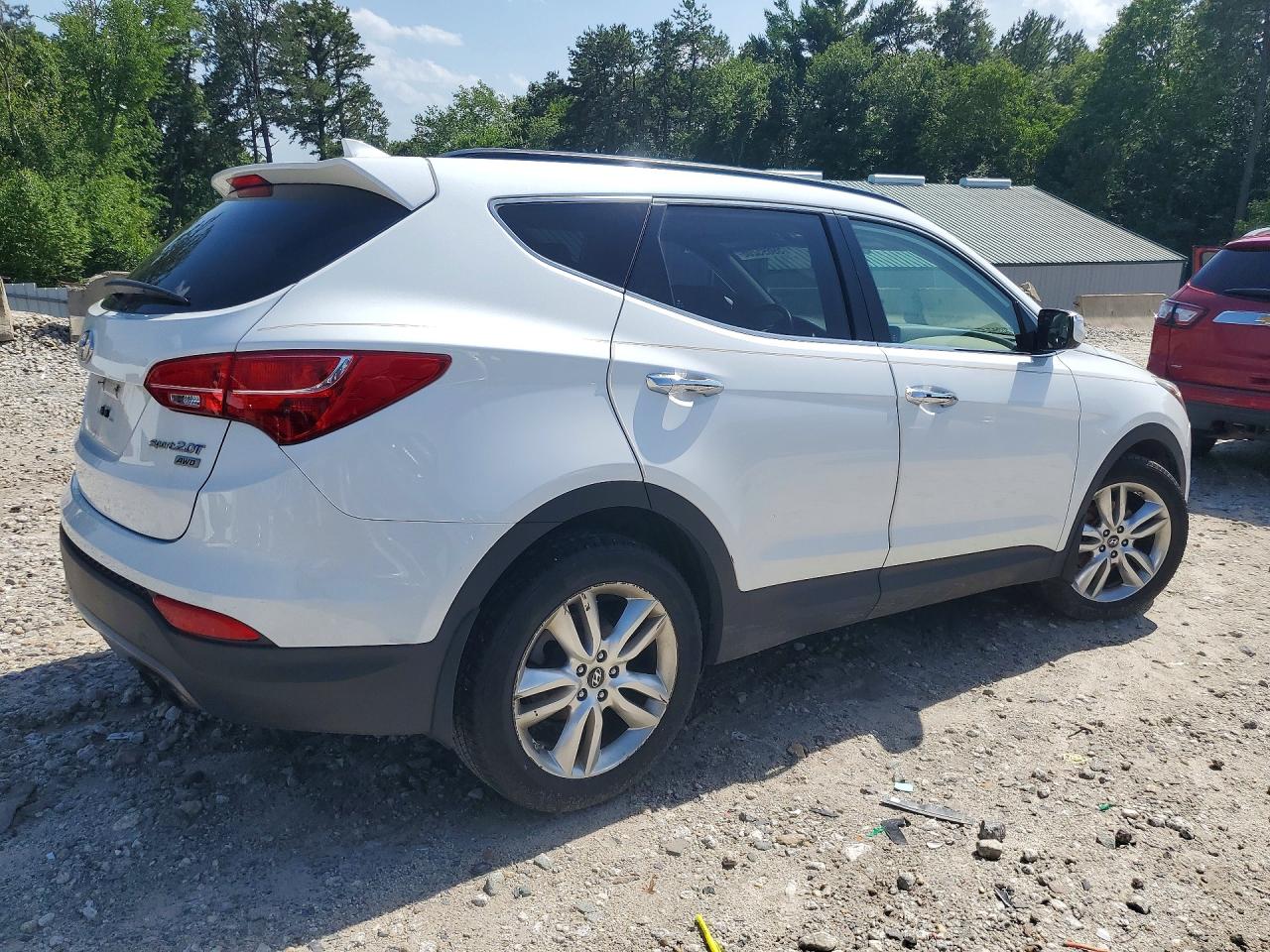 2013 Hyundai Santa Fe Sport 2.0t White vin: 5XYZUDLA4DG078207