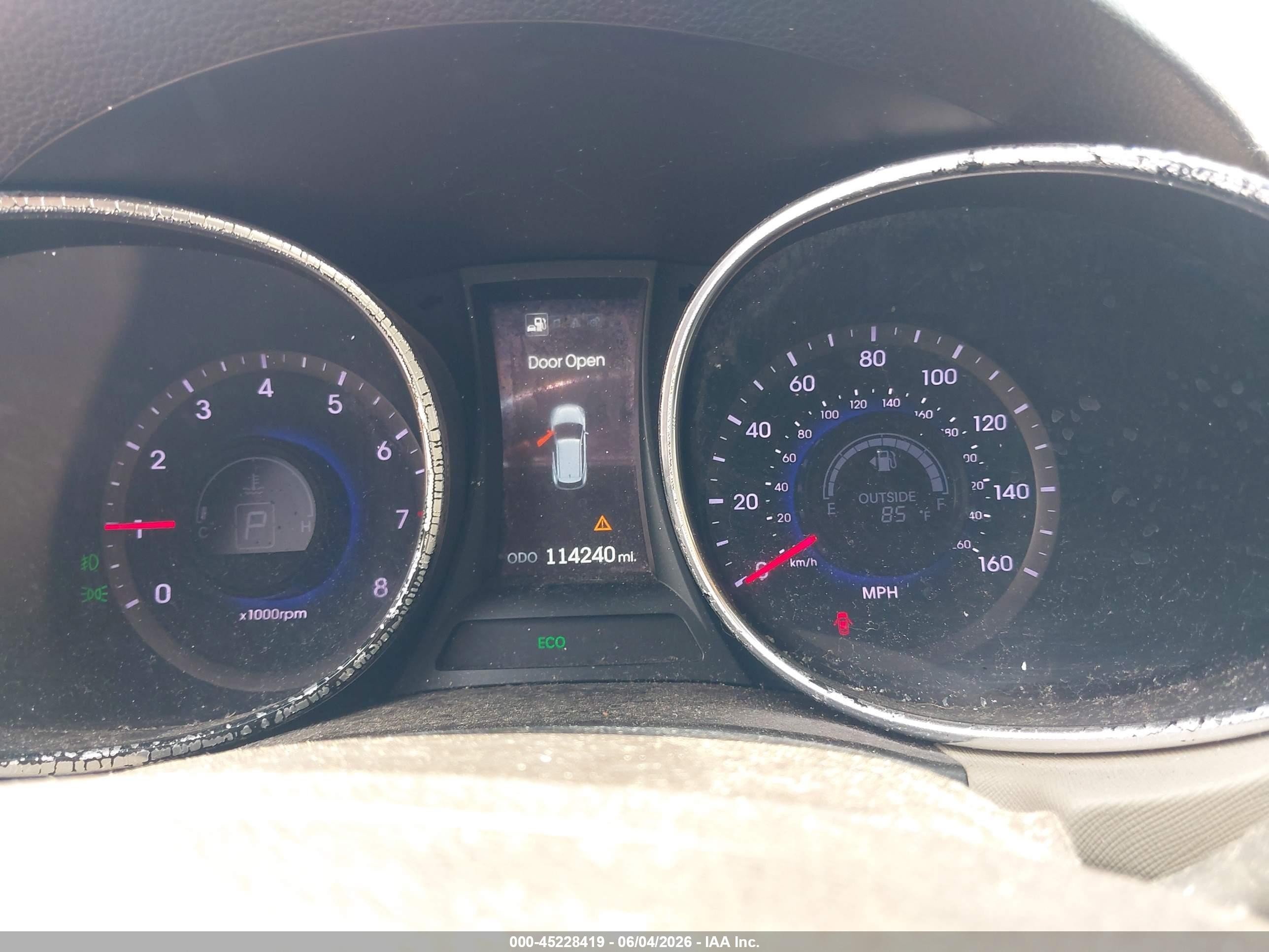 2013 Hyundai Santa Fe Sport 2.0t Red vin: 5XYZUDLA4DG079955