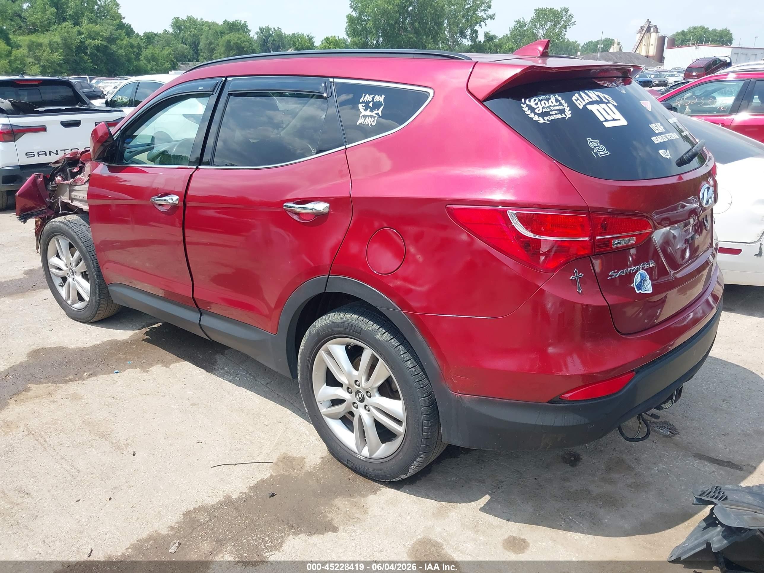 2013 Hyundai Santa Fe Sport 2.0t Red vin: 5XYZUDLA4DG079955