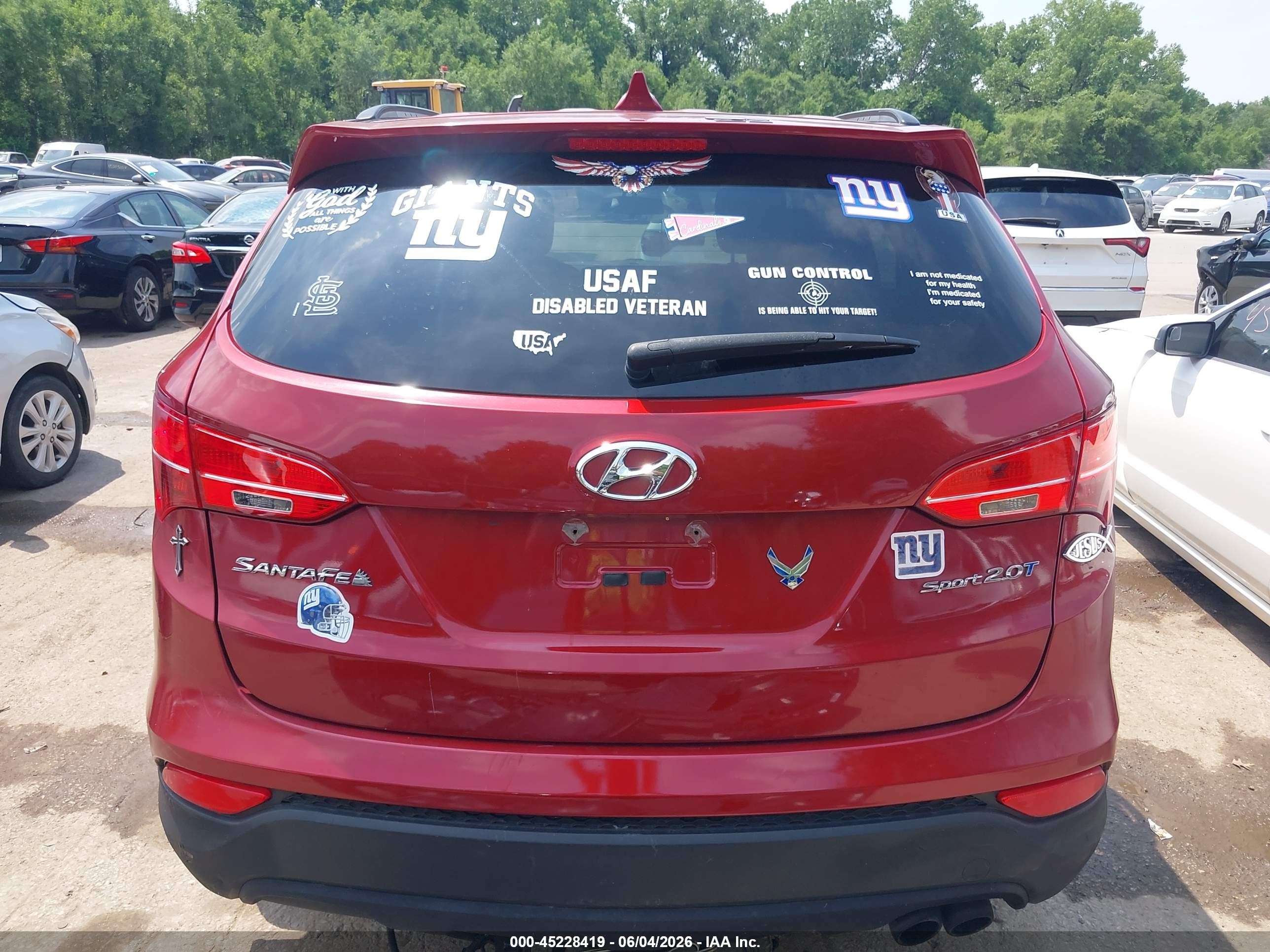 2013 Hyundai Santa Fe Sport 2.0t Red vin: 5XYZUDLA4DG079955
