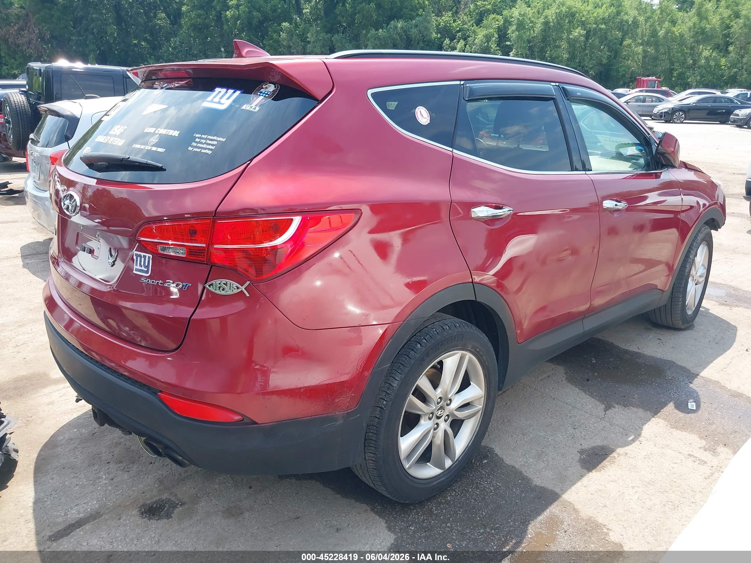2013 Hyundai Santa Fe Sport 2.0t Red vin: 5XYZUDLA4DG079955