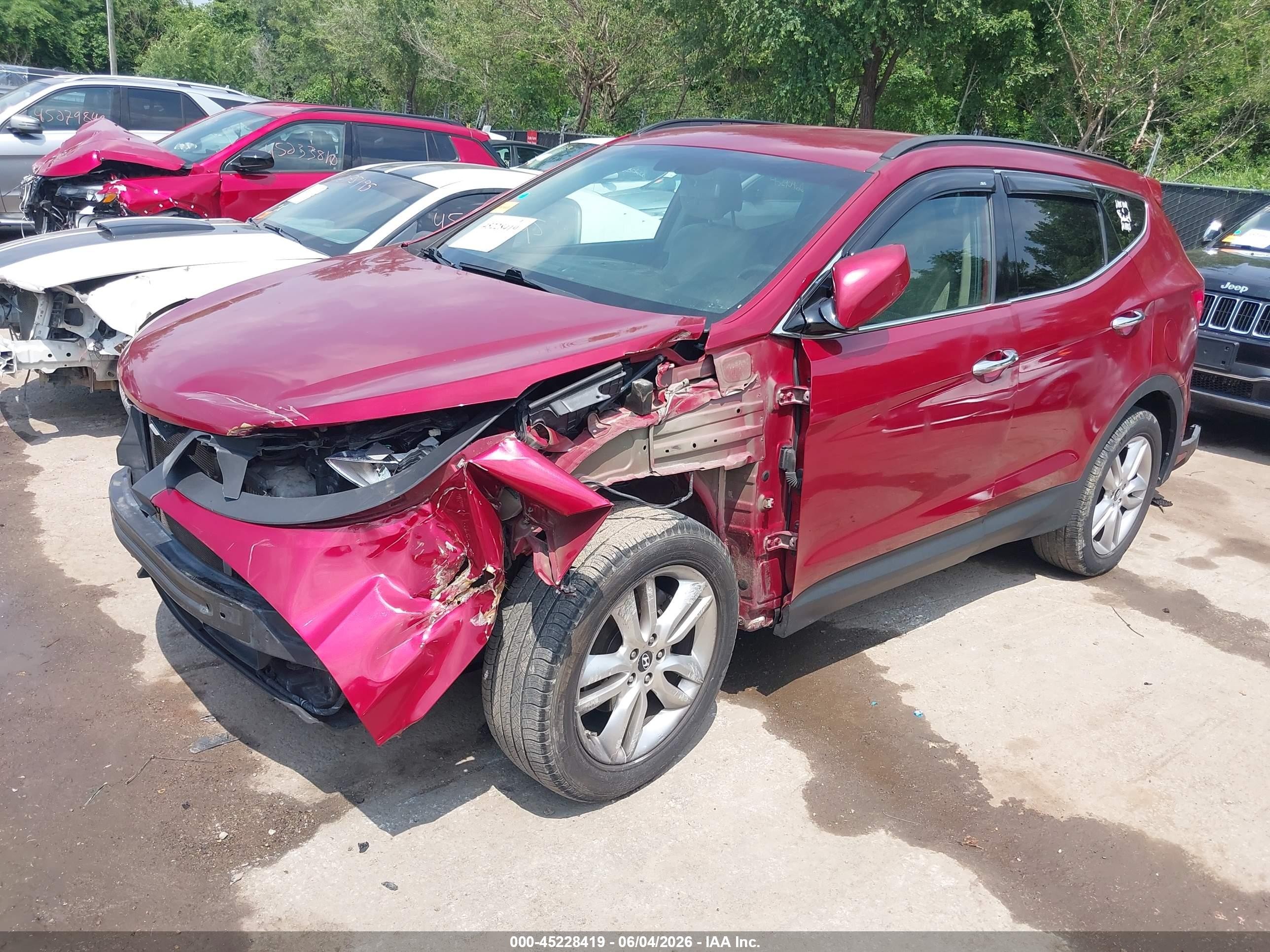 2013 Hyundai Santa Fe Sport 2.0t Red vin: 5XYZUDLA4DG079955