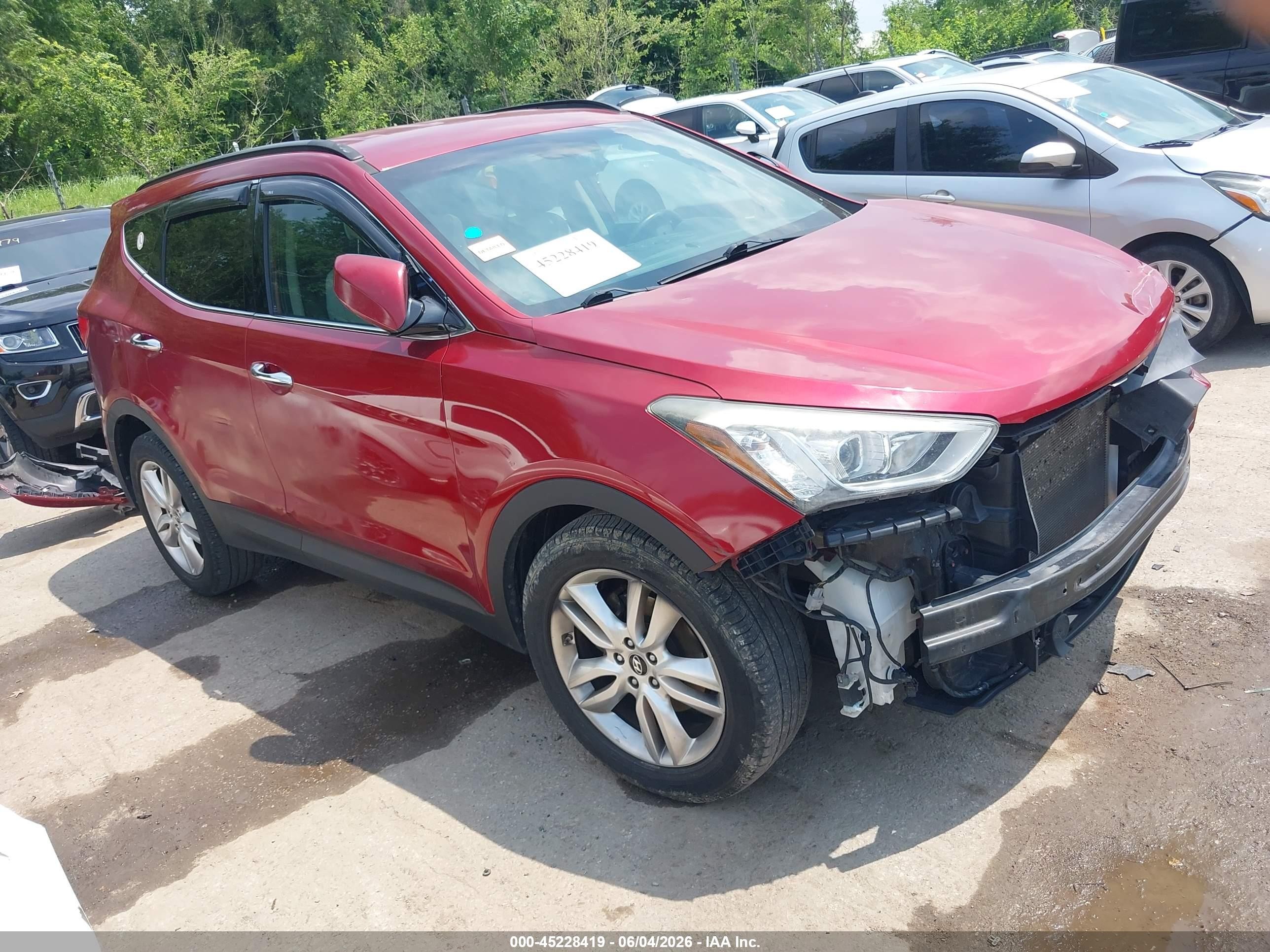 2013 Hyundai Santa Fe Sport 2.0t Red vin: 5XYZUDLA4DG079955