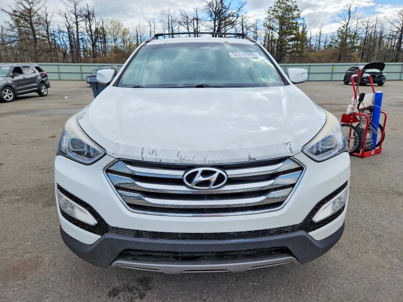 2013 Hyundai Santa Fe Sport 2.0t White vin: 5XYZUDLA4DG109665