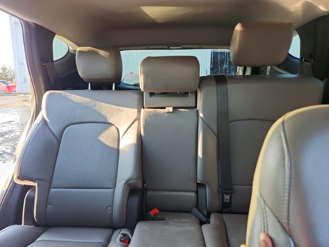 2014 Hyundai Santa Fe Sport 2.0t Gray vin: 5XYZUDLA4EG203837