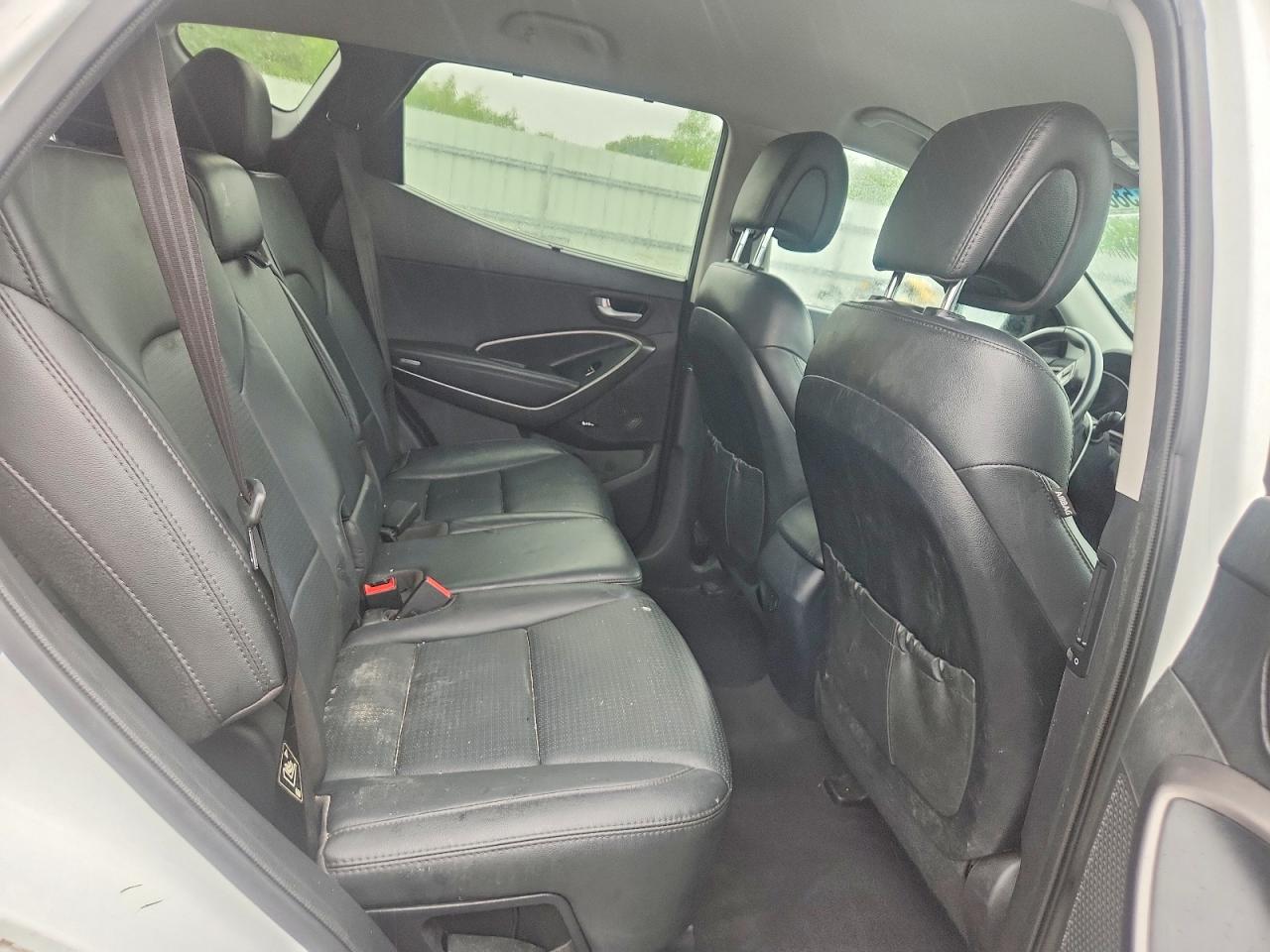2014 Hyundai Santa Fe Sport 2.0t Белый vin: 5XYZUDLA4EG212070