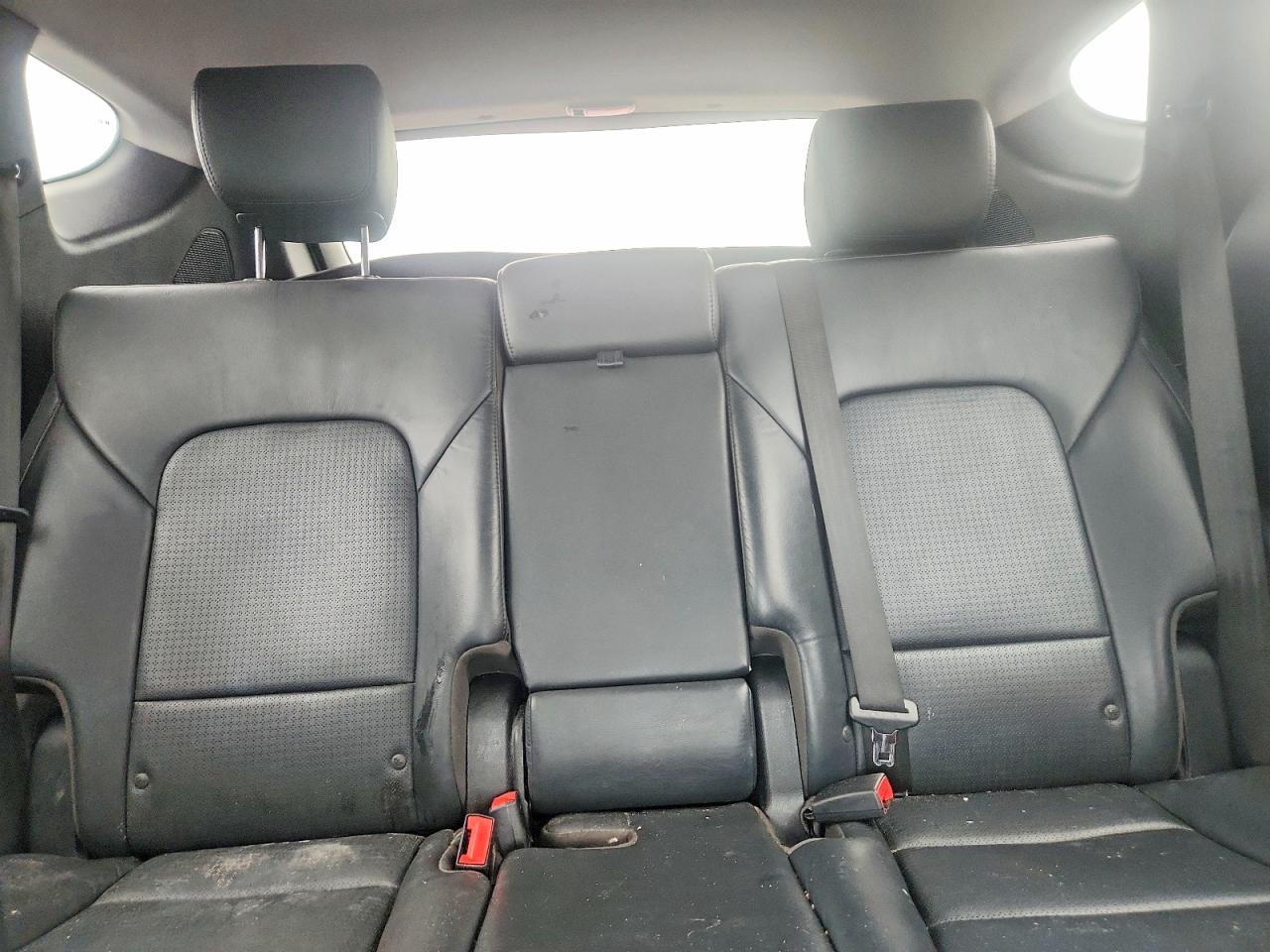 2014 Hyundai Santa Fe Sport 2.0t Белый vin: 5XYZUDLA4EG212070