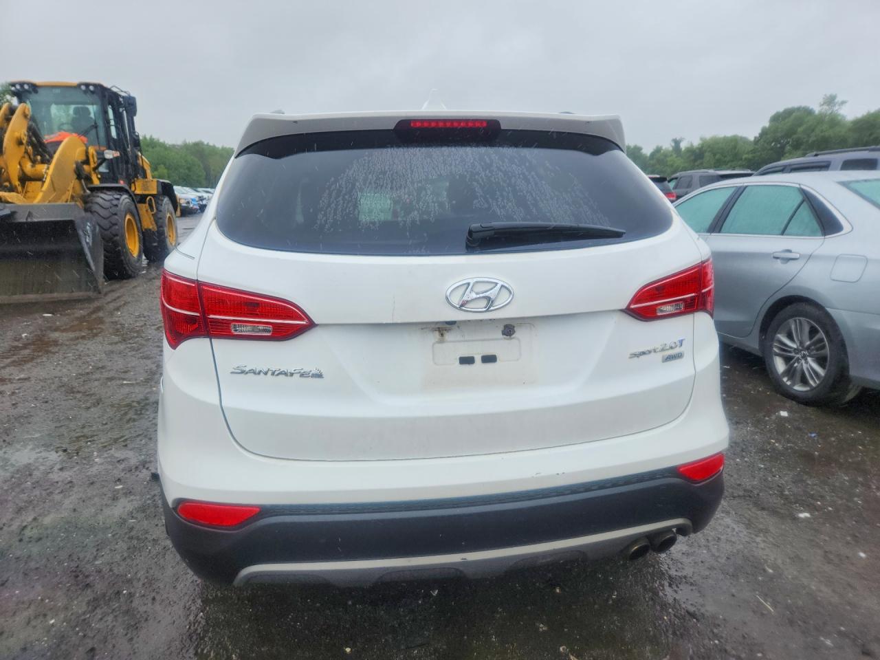 2014 Hyundai Santa Fe Sport 2.0t Белый vin: 5XYZUDLA4EG212070