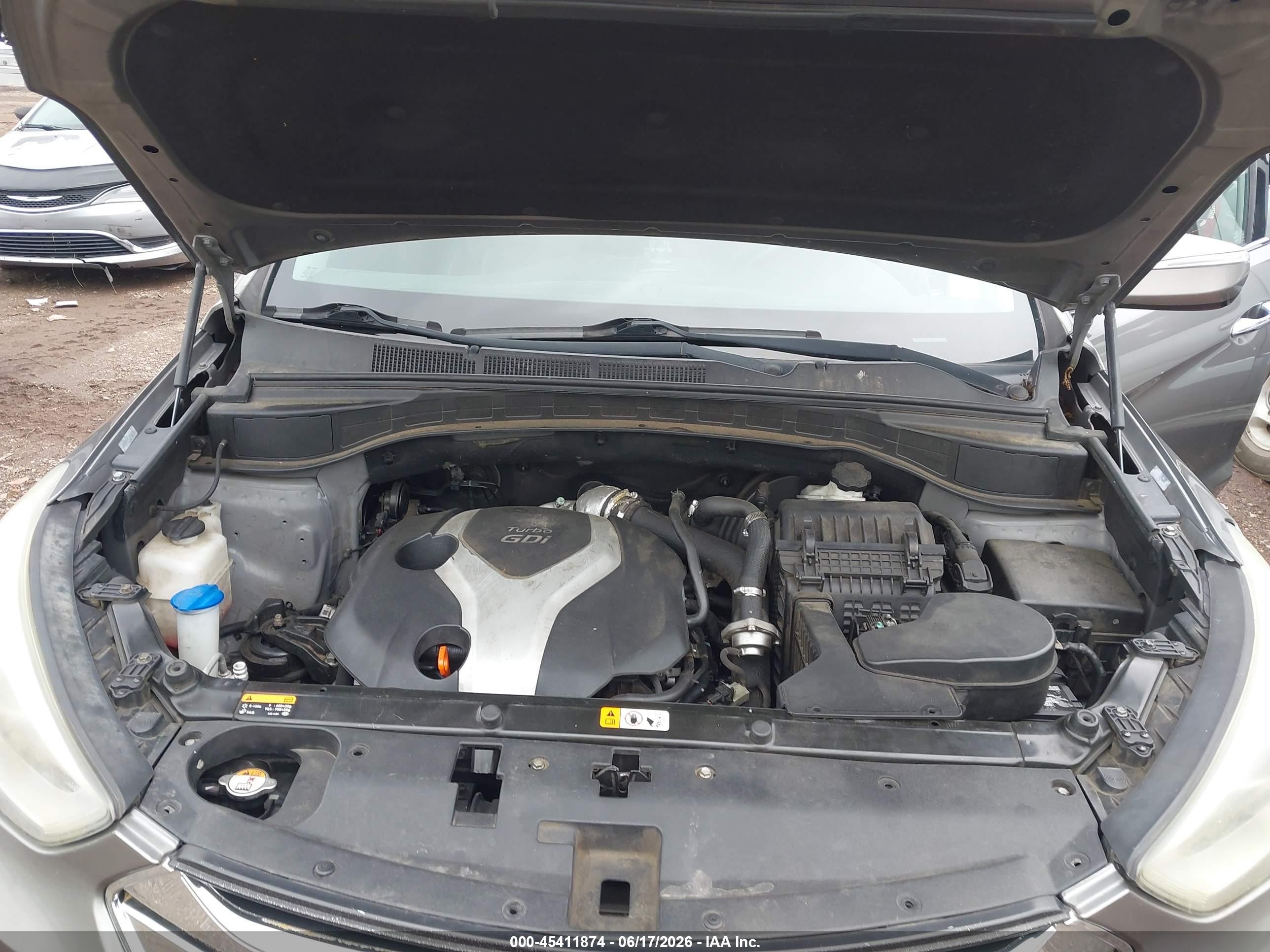 2013 Hyundai Santa Fe Sport 2.0t Gray vin: 5XYZUDLA5DG005394