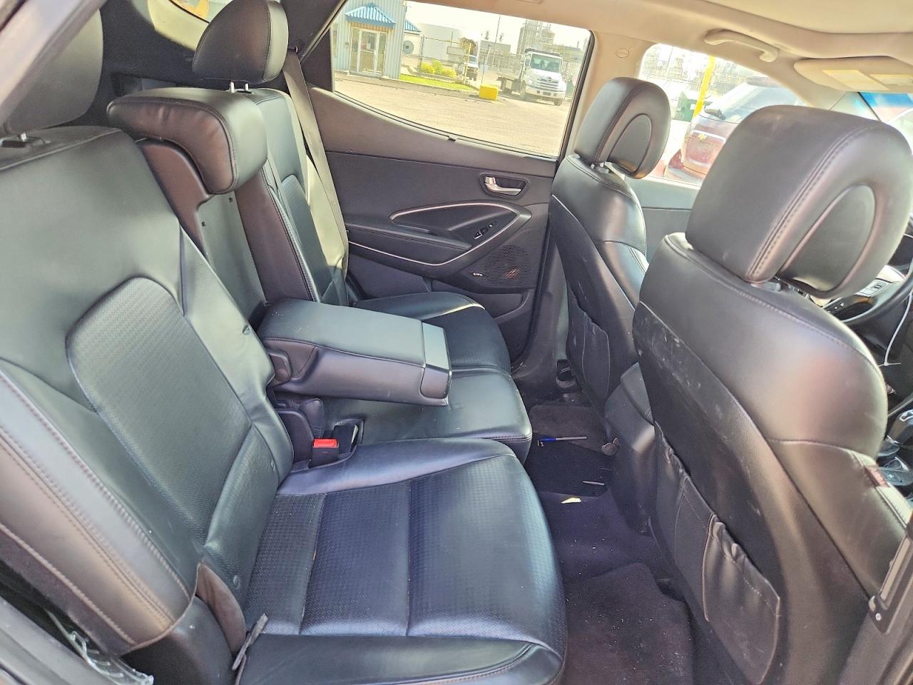 2013 Hyundai Santa Fe Sport 2.0t Black vin: 5XYZUDLA5DG011633