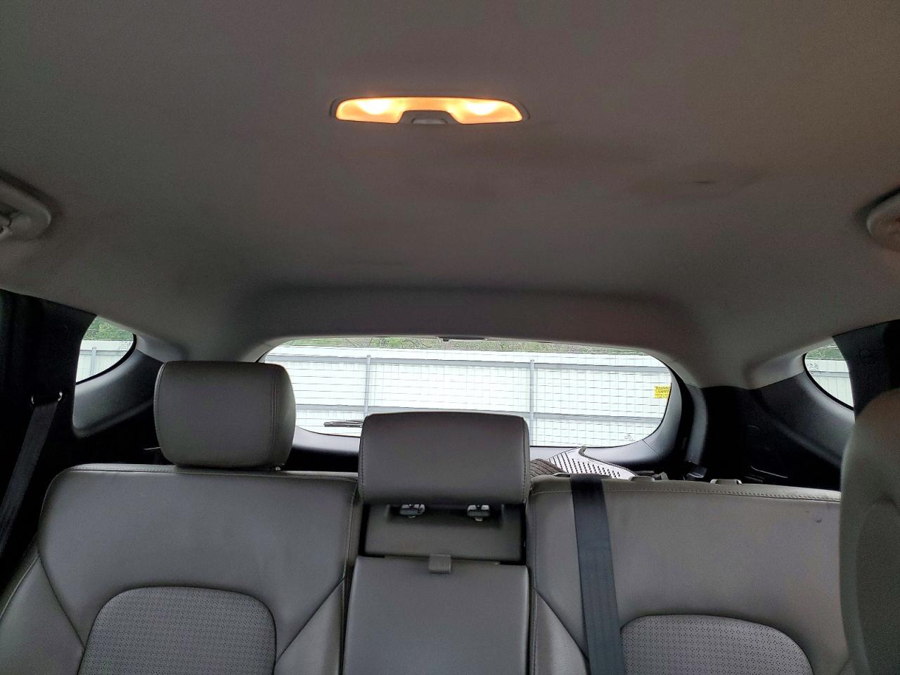 2013 Hyundai Santa Fe Sport 2.0t Beige vin: 5XYZUDLA5DG088616