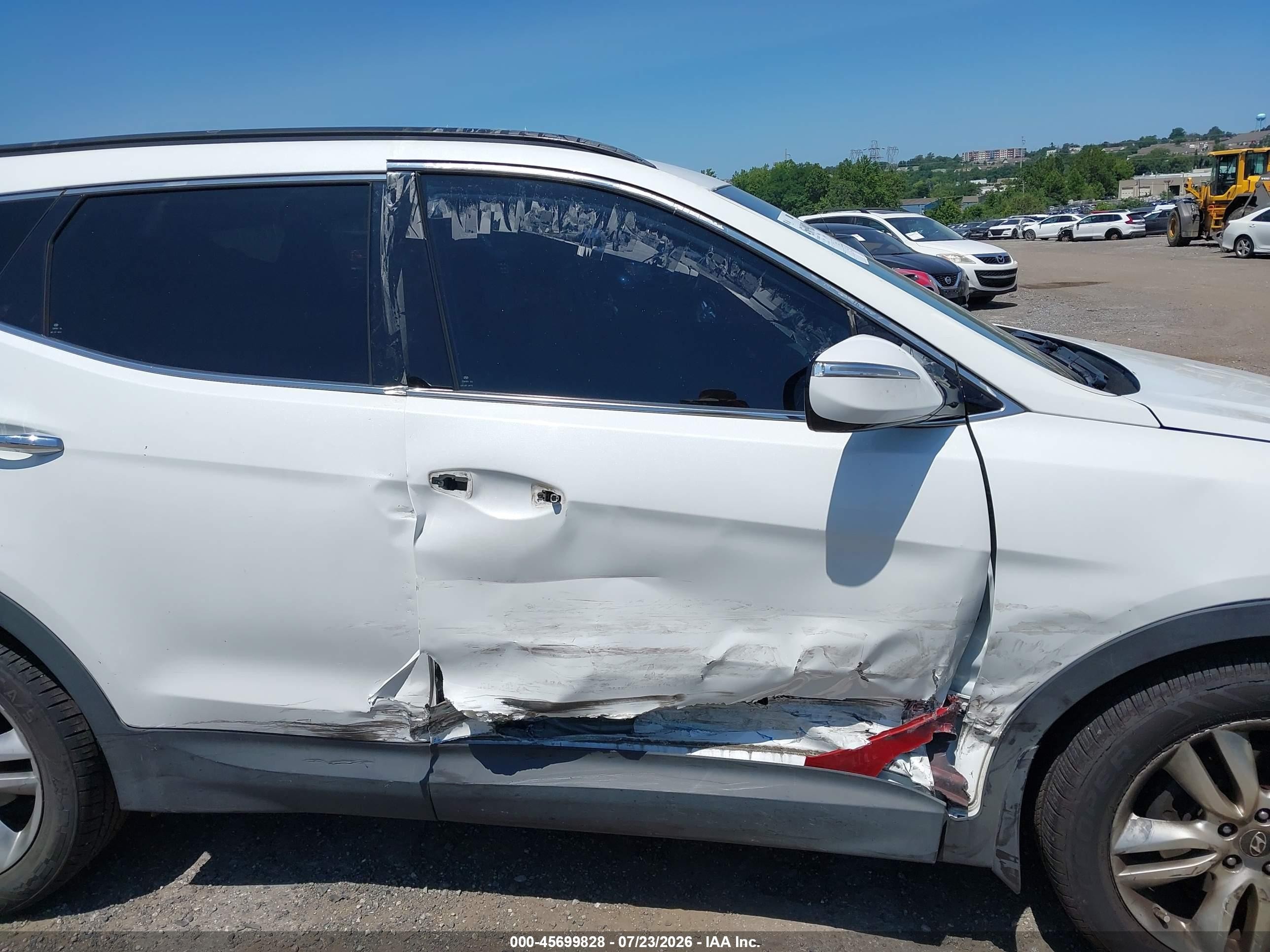2013 Hyundai Santa Fe Sport 2.0t White vin: 5XYZUDLA5DG117676