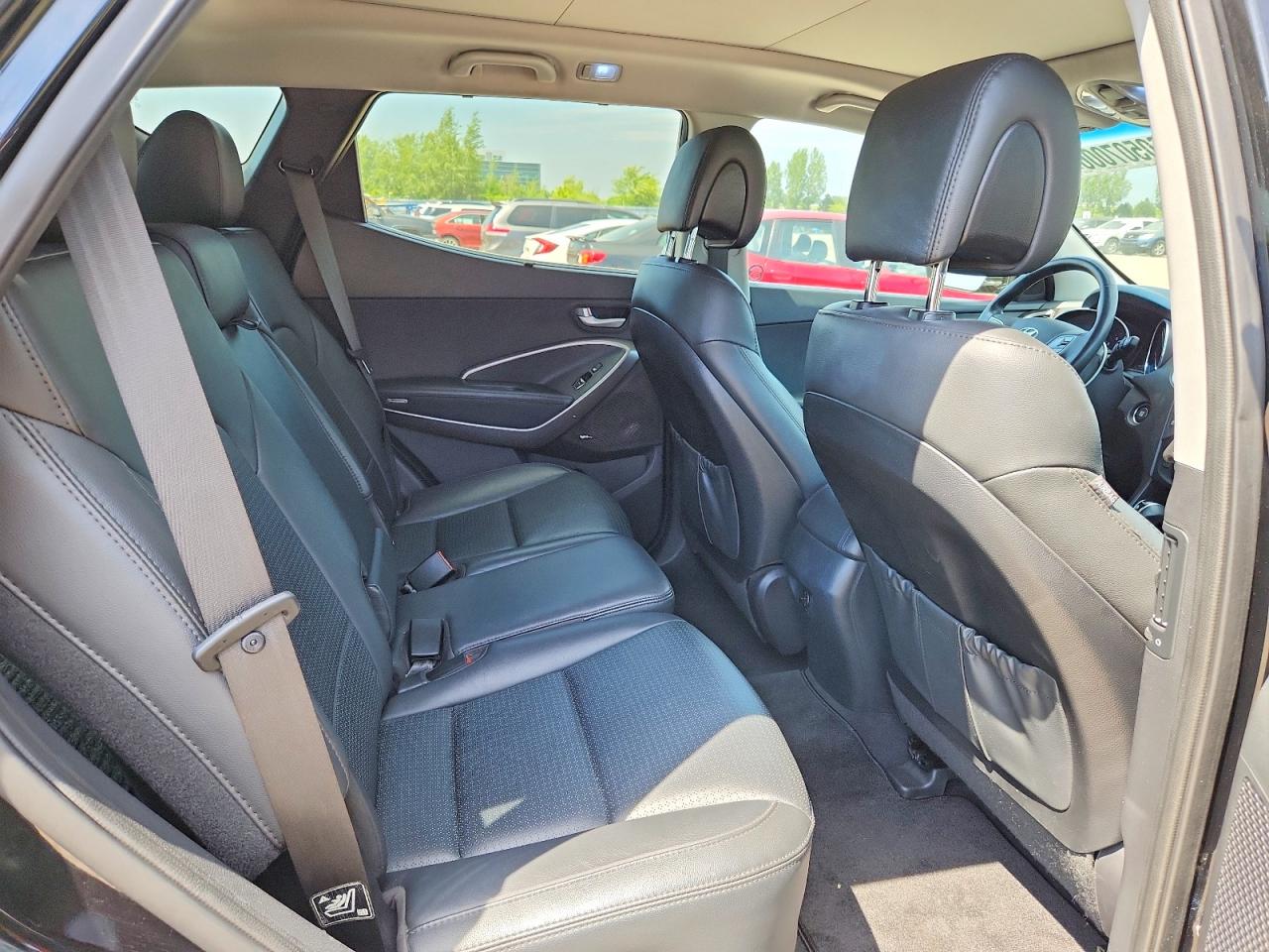 2015 Hyundai Santa Fe Sport 2.0t Black vin: 5XYZUDLA5FG245886