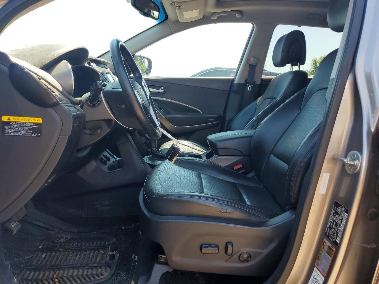 2015 Hyundai Santa Fe Sport 2.0t Серебряный vin: 5XYZUDLA5FG300448