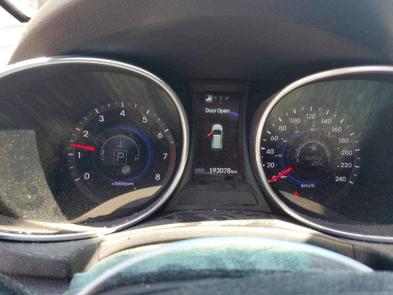 2015 Hyundai Santa Fe Sport 2.0t Серебряный vin: 5XYZUDLA5FG300448