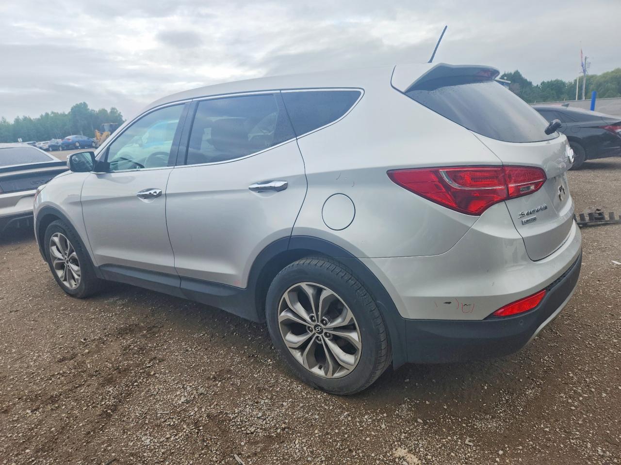 2013 Hyundai Santa Fe Sport 2.0t Silver vin: 5XYZUDLA6DG058654