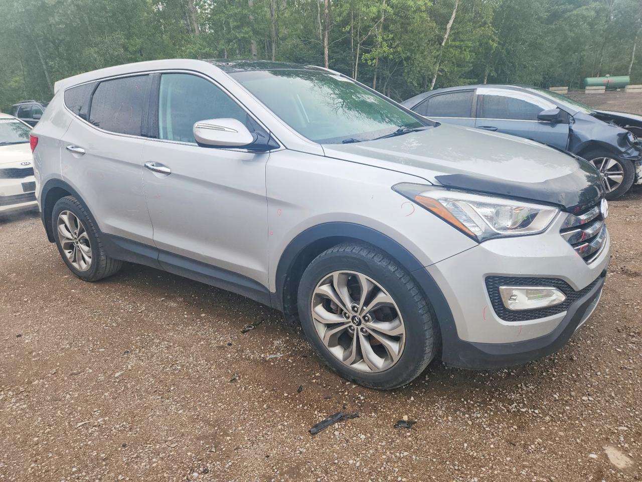 2013 Hyundai Santa Fe Sport 2.0t Silver vin: 5XYZUDLA6DG058654