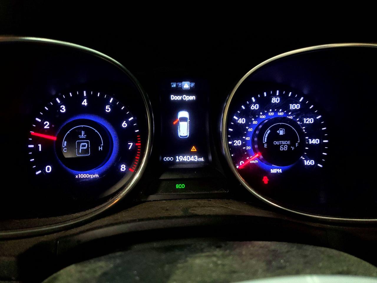2013 Hyundai Santa Fe Sport 2.0t Silver vin: 5XYZUDLA6DG063322