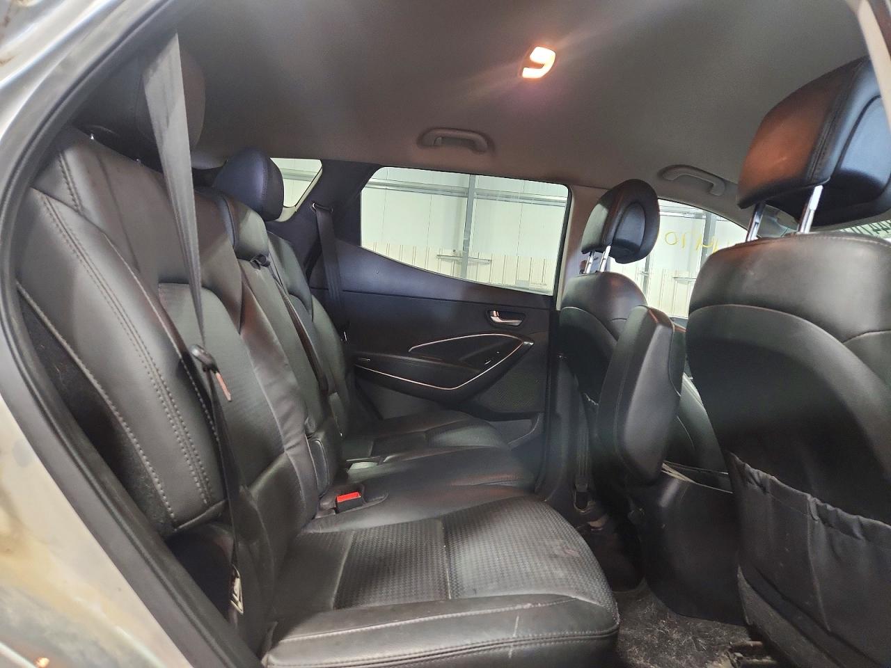 2013 Hyundai Santa Fe Sport 2.0t Silver vin: 5XYZUDLA6DG063322