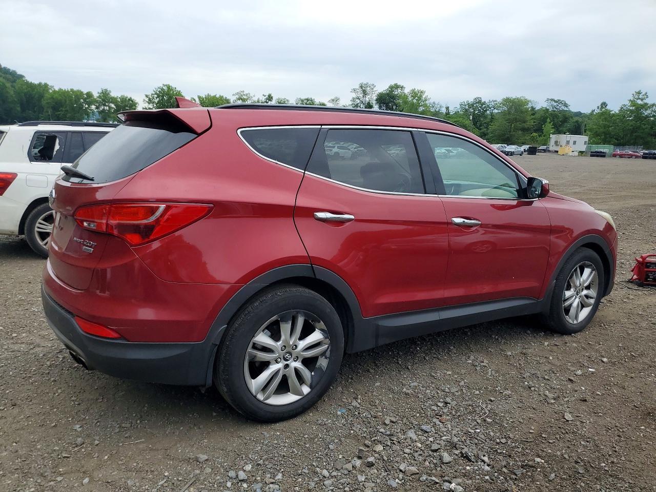 2013 Hyundai Santa Fe Sport 2.0t Red vin: 5XYZUDLA6DG070223