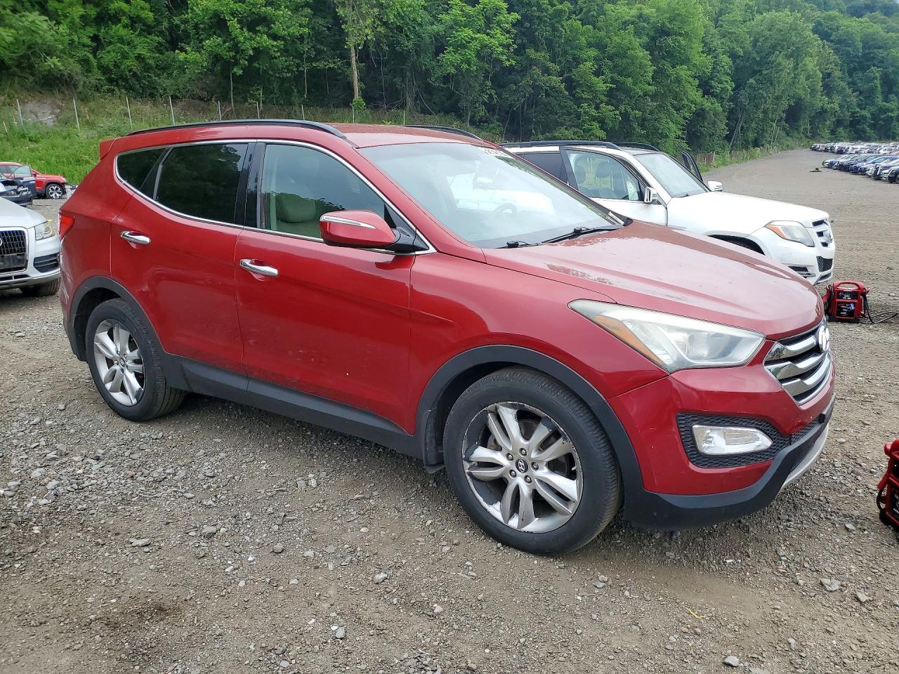 2013 Hyundai Santa Fe Sport 2.0t Red vin: 5XYZUDLA6DG070223