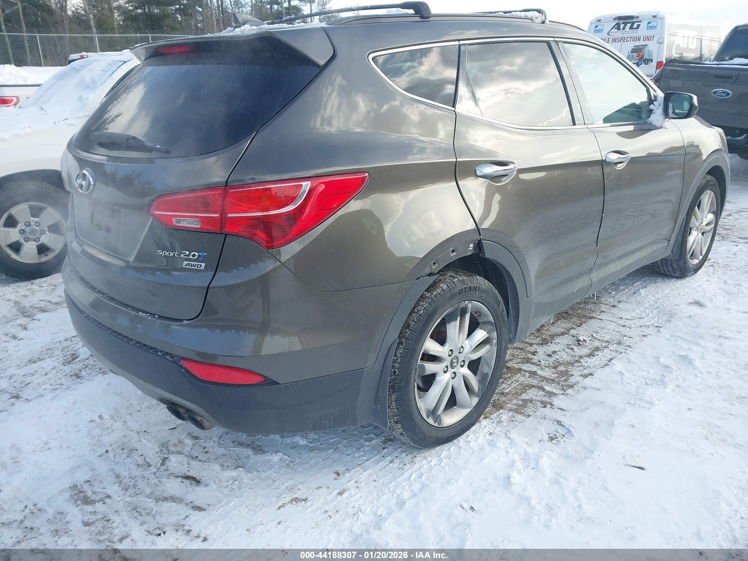 2013 Hyundai Santa Fe Sport 2.0t Dark Brown vin: 5XYZUDLA6DG088821
