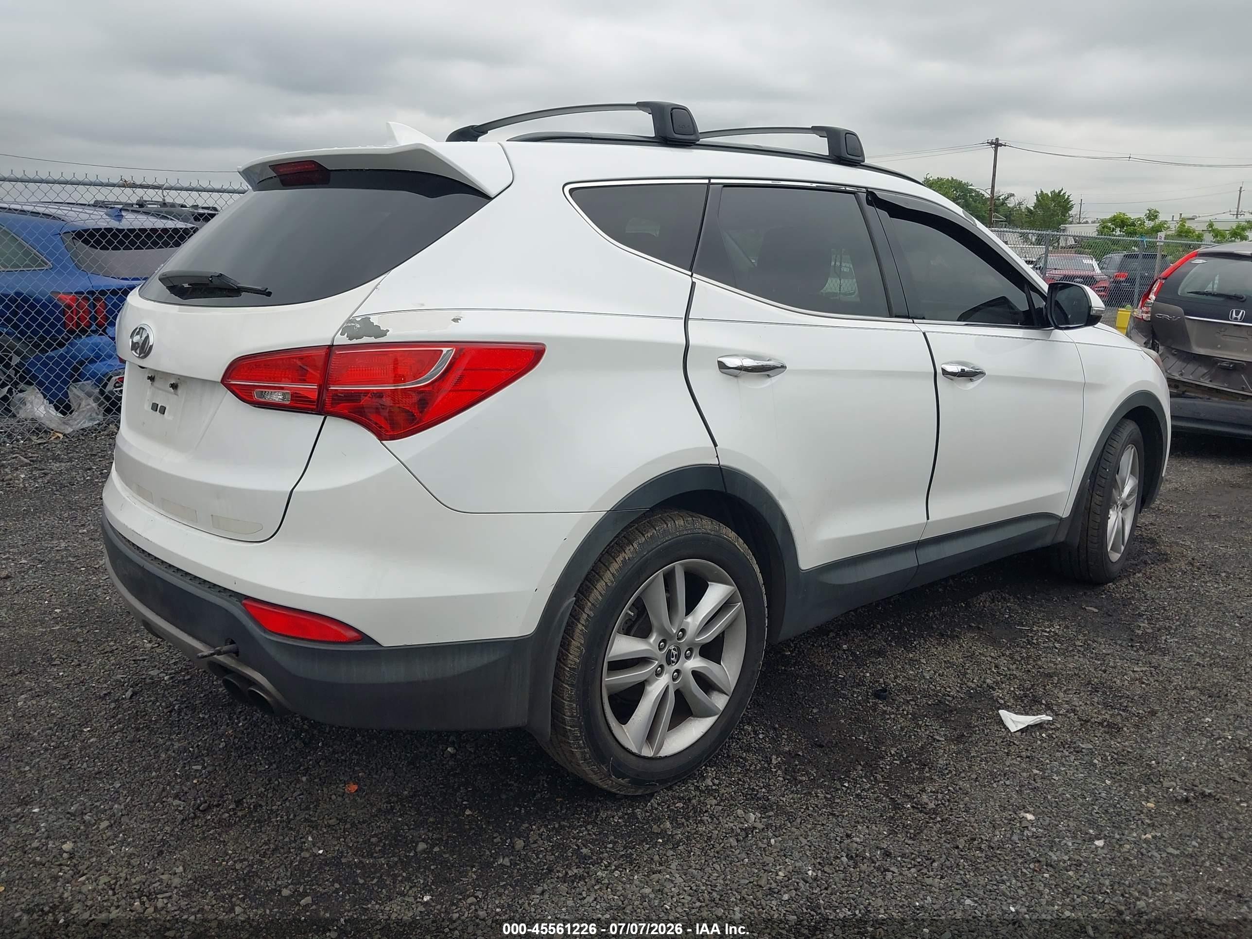 2014 Hyundai Santa Fe Sport 2.0l Turbo Белый vin: 5XYZUDLA6EG192341