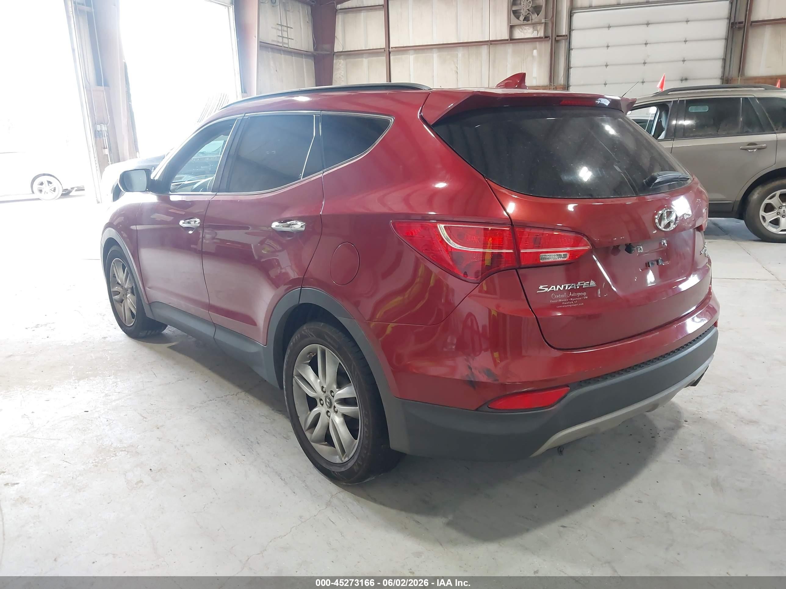 2013 Hyundai Santa Fe Sport 2.0t Red vin: 5XYZUDLA7DG044004