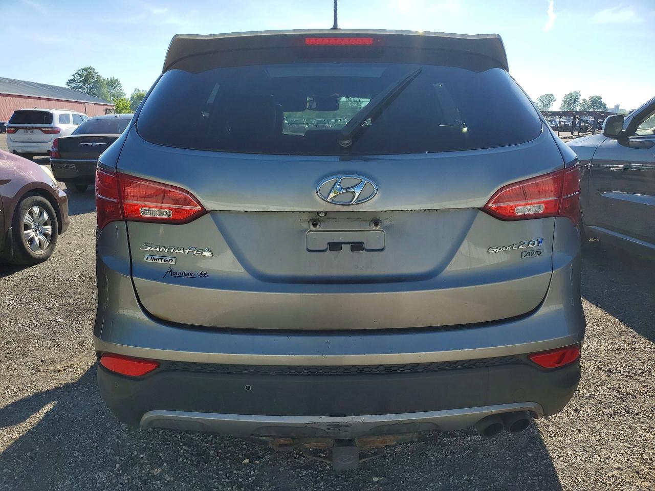 2013 Hyundai Santa Fe Sport 2.0t Серый vin: 5XYZUDLA7DG107912