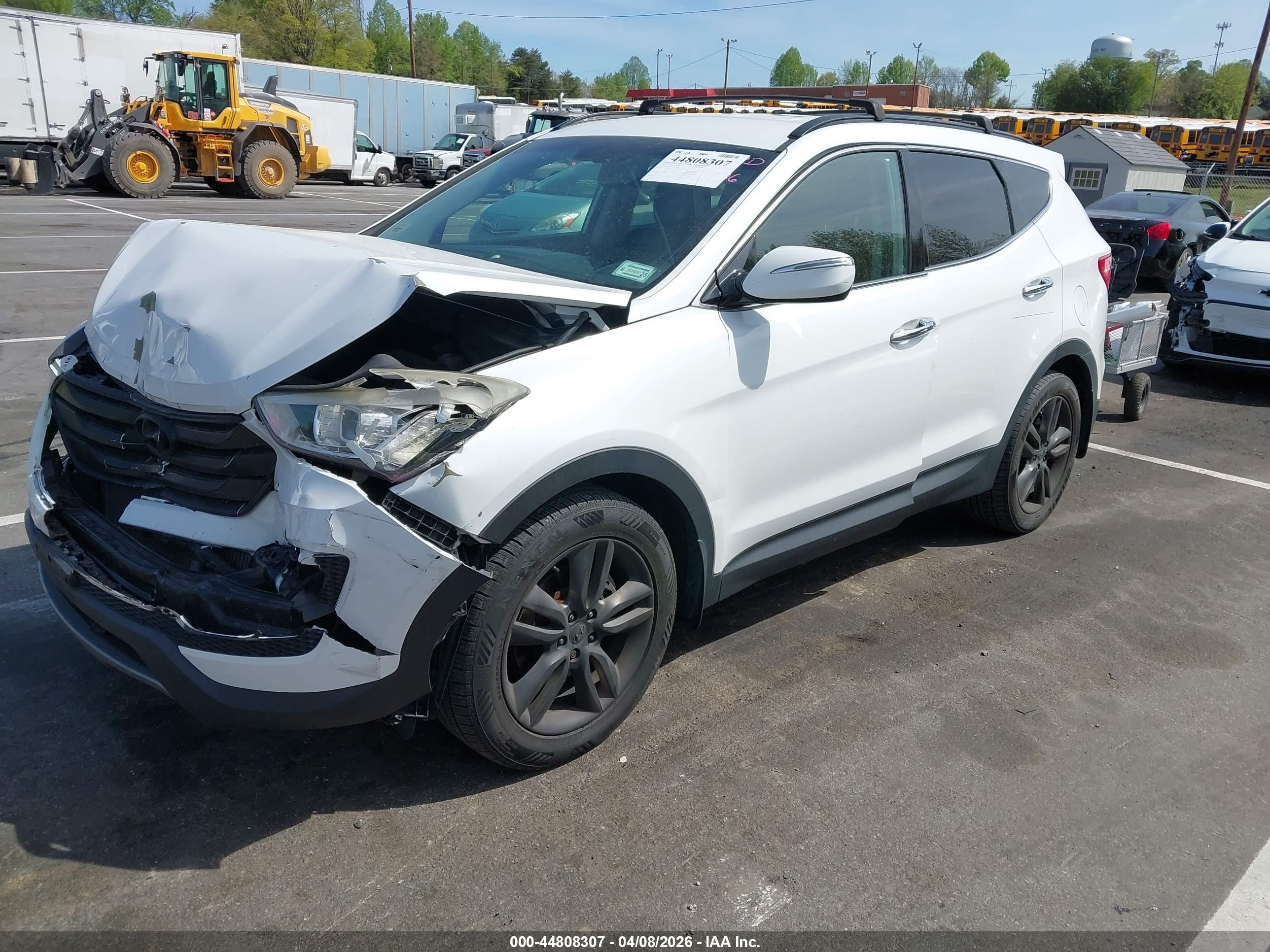 2013 Hyundai Santa Fe Sport 2.0t White vin: 5XYZUDLA7DG110549