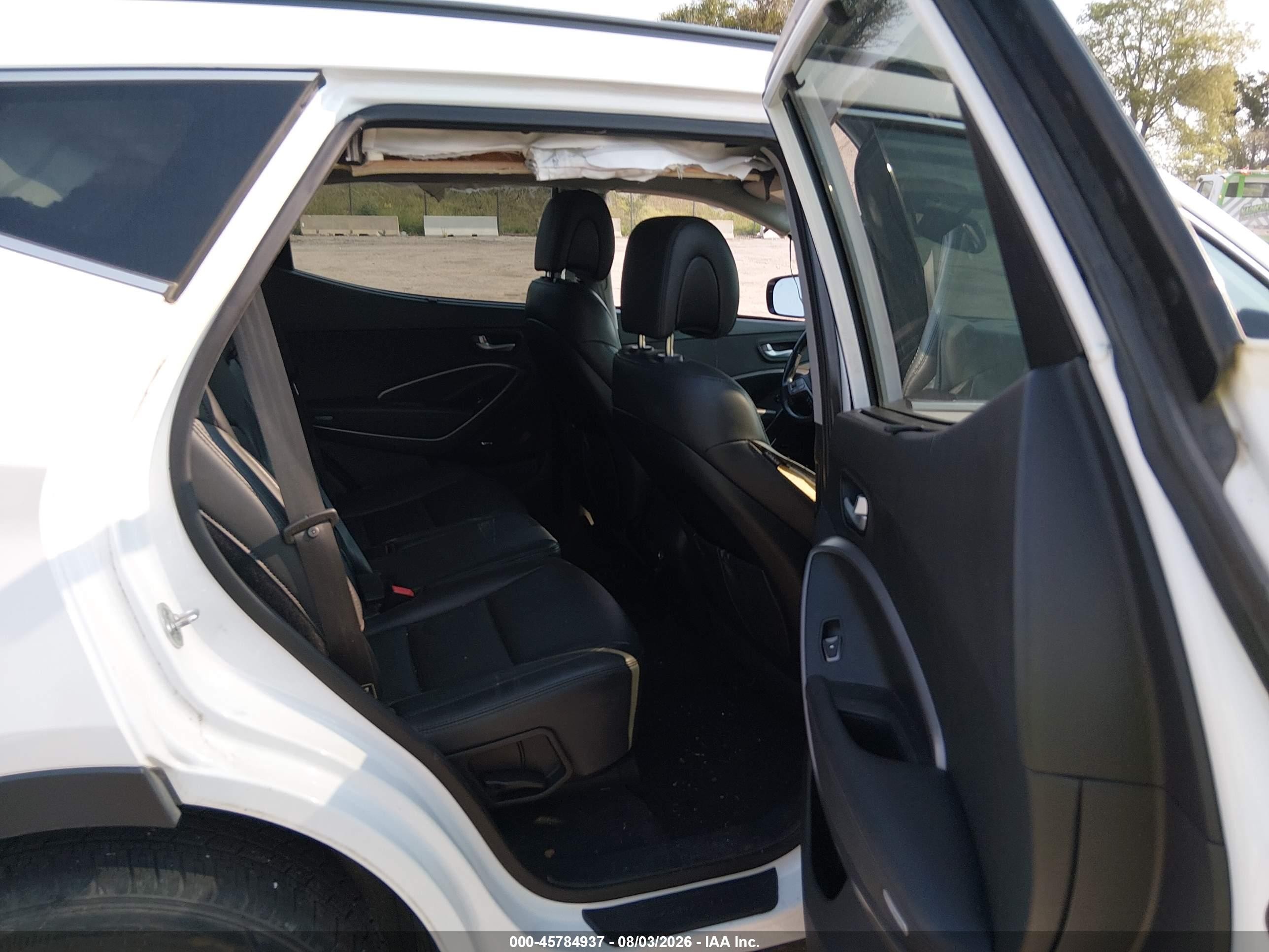 2014 Hyundai Santa Fe Sport 2.0l Turbo White vin: 5XYZUDLA7EG157405