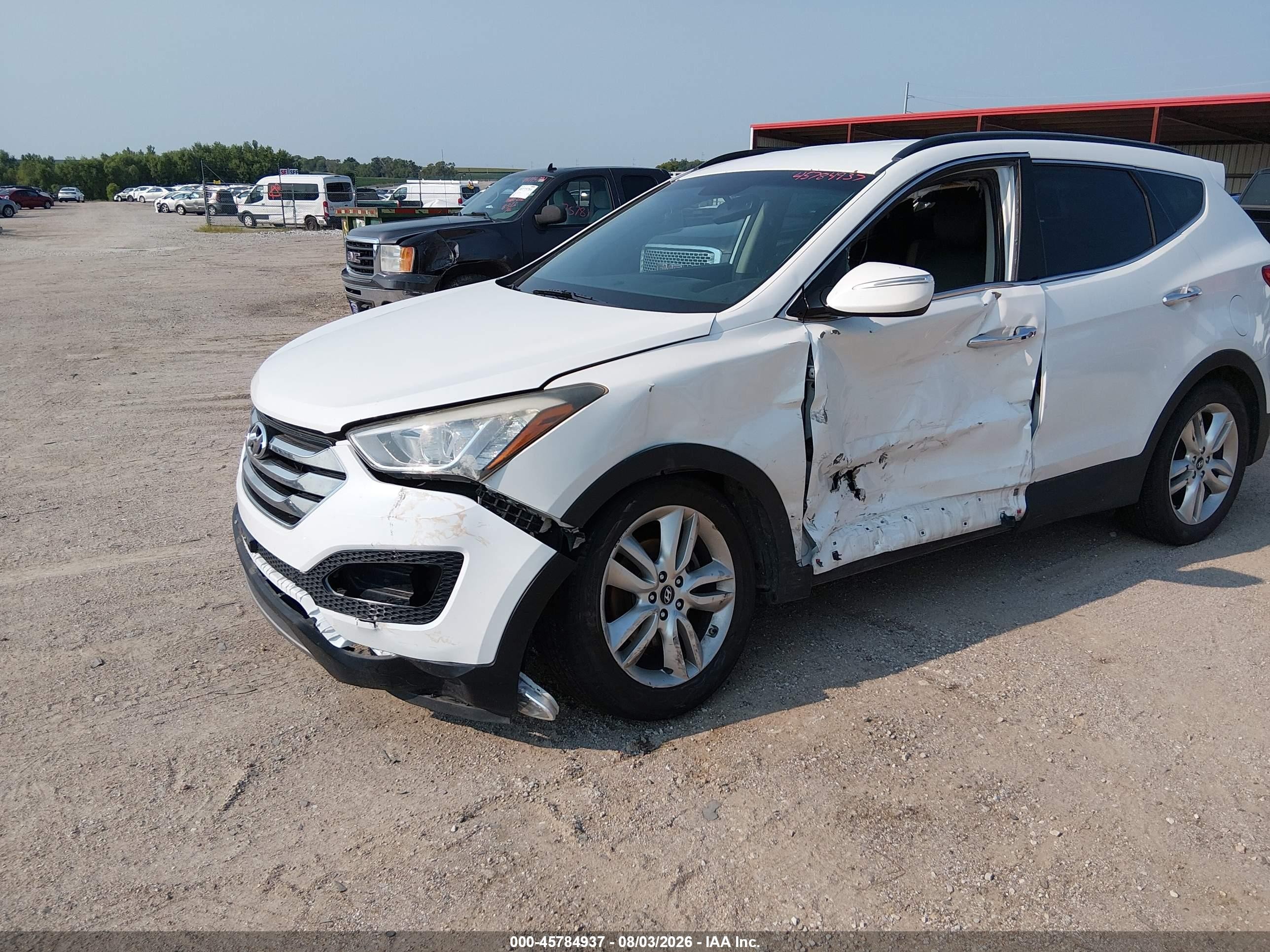 2014 Hyundai Santa Fe Sport 2.0l Turbo White vin: 5XYZUDLA7EG157405
