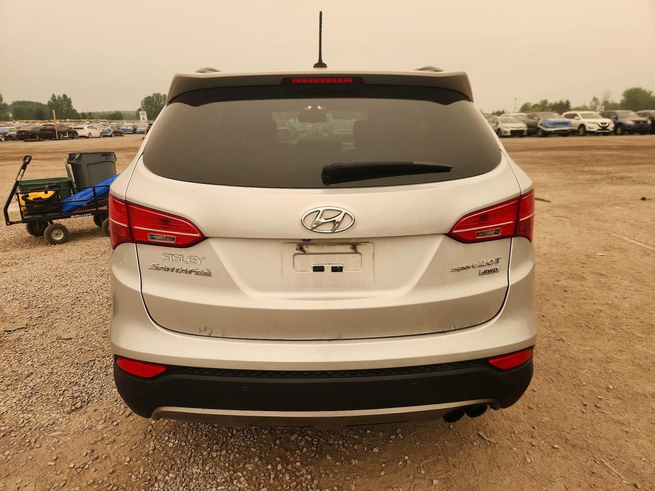 2014 Hyundai Santa Fe Sport 2.0t Silver vin: 5XYZUDLA7EG209700