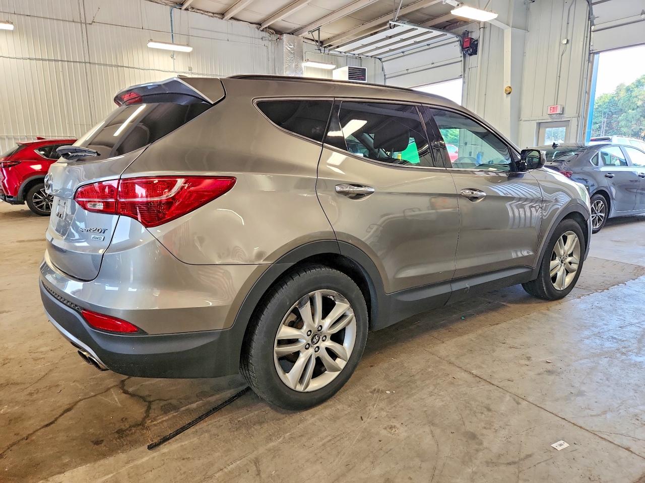 2013 Hyundai Santa Fe Sport 2.0t Gray vin: 5XYZUDLA8DG012307