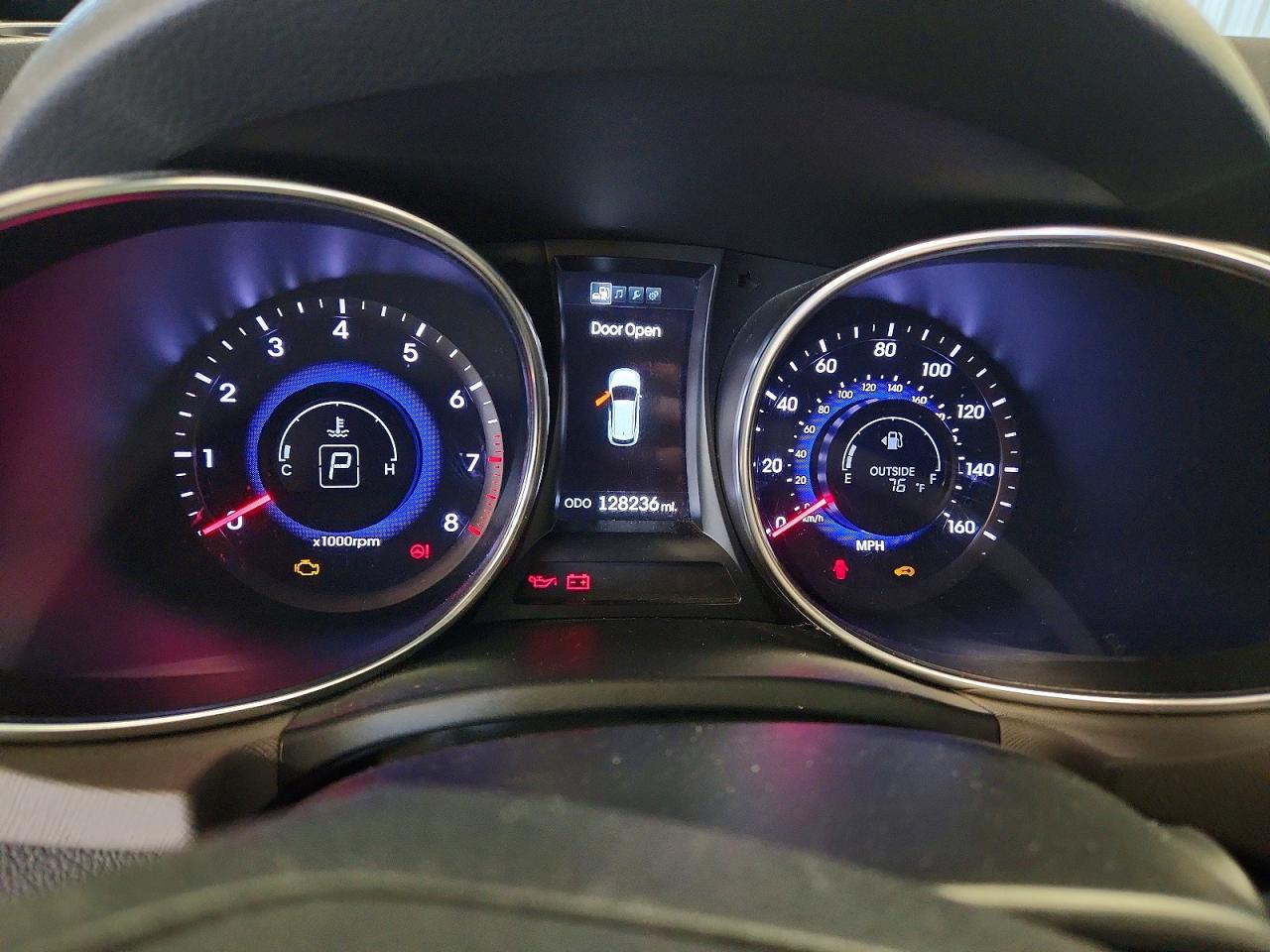 2013 Hyundai Santa Fe Sport 2.0t Gray vin: 5XYZUDLA8DG012307
