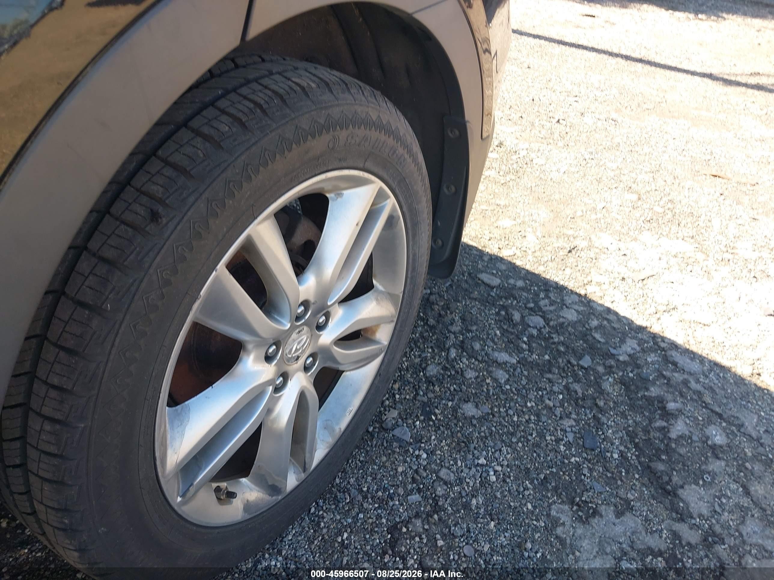 2013 Hyundai Santa Fe Sport 2.0t Black vin: 5XYZUDLA9DG113775