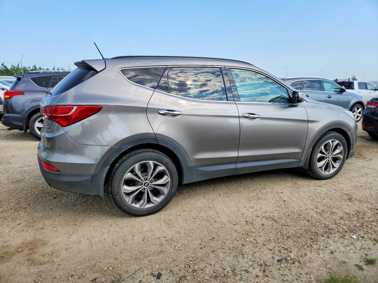2014 Hyundai Santa Fe Sport 2.0t Gray vin: 5XYZUDLA9EG215384