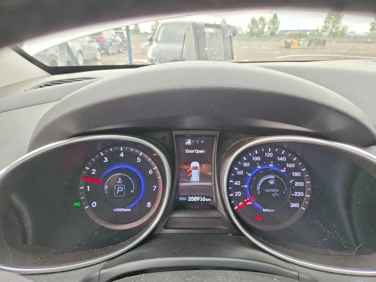 2013 Hyundai Santa Fe Sport 2.0t White vin: 5XYZUDLAXDG043039