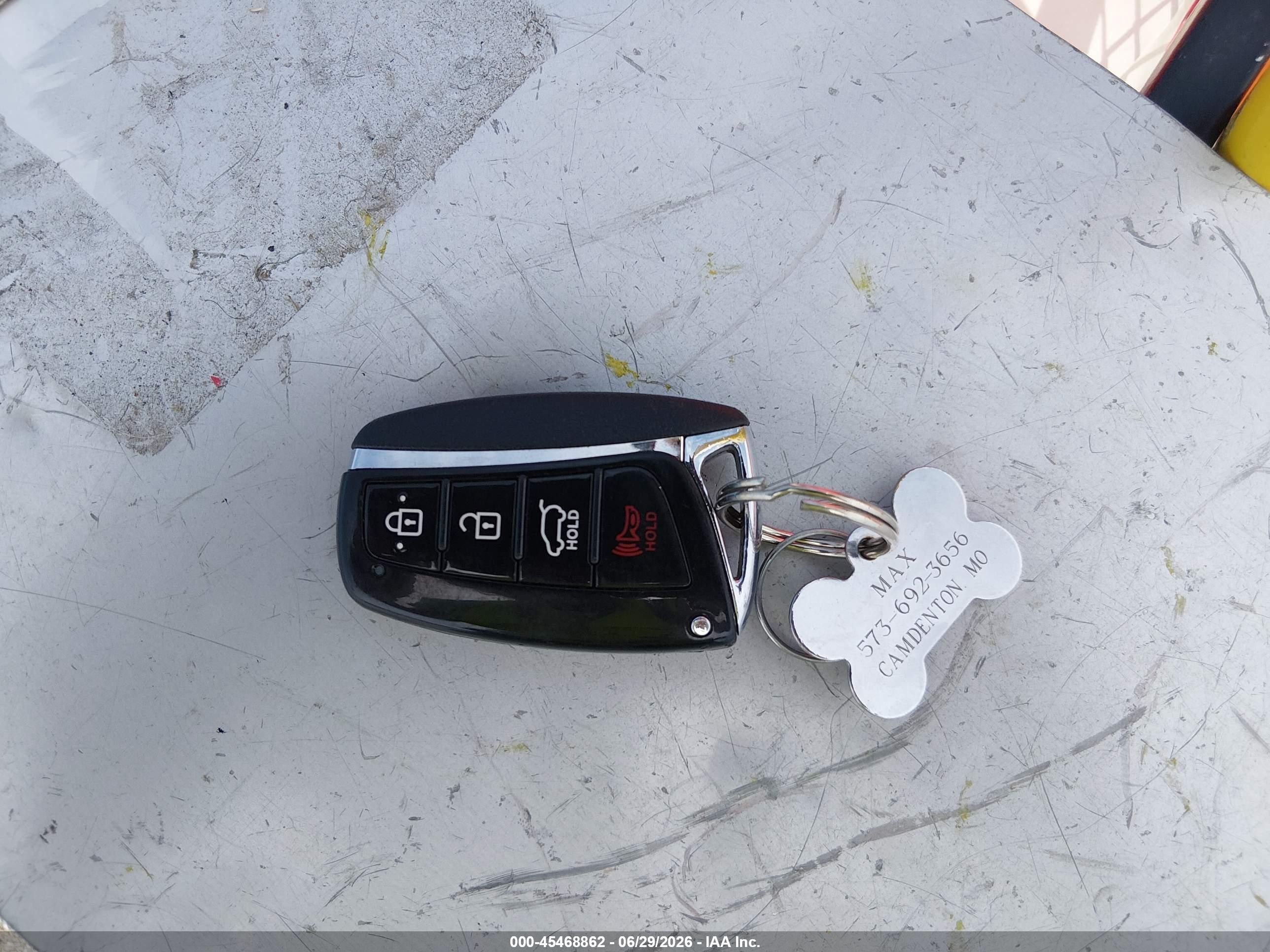 2013 Hyundai Santa Fe Sport 2.0t Белый vin: 5XYZUDLAXDG111355