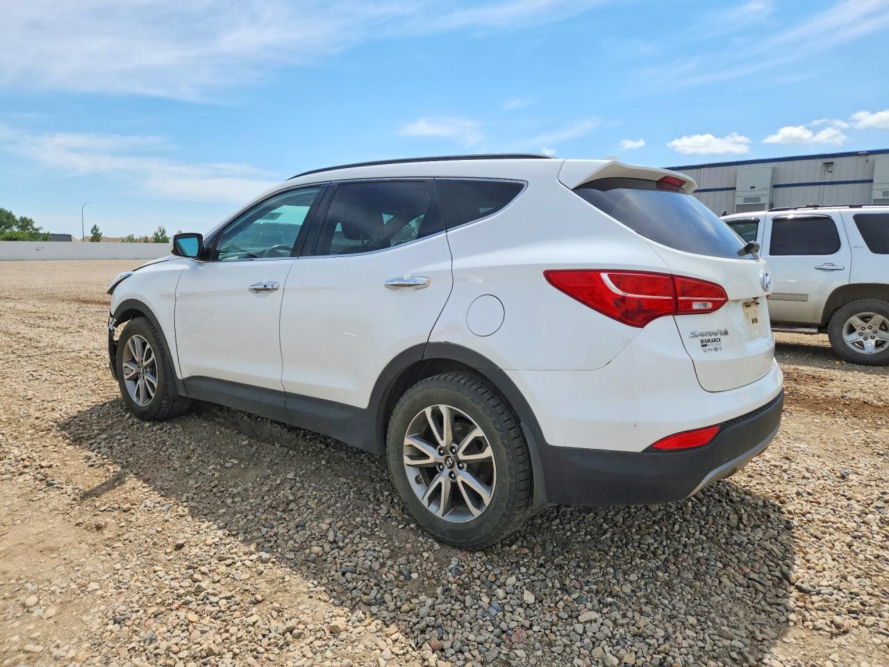 2014 Hyundai Santa Fe Sport 2.0t Белый vin: 5XYZUDLAXEG184968