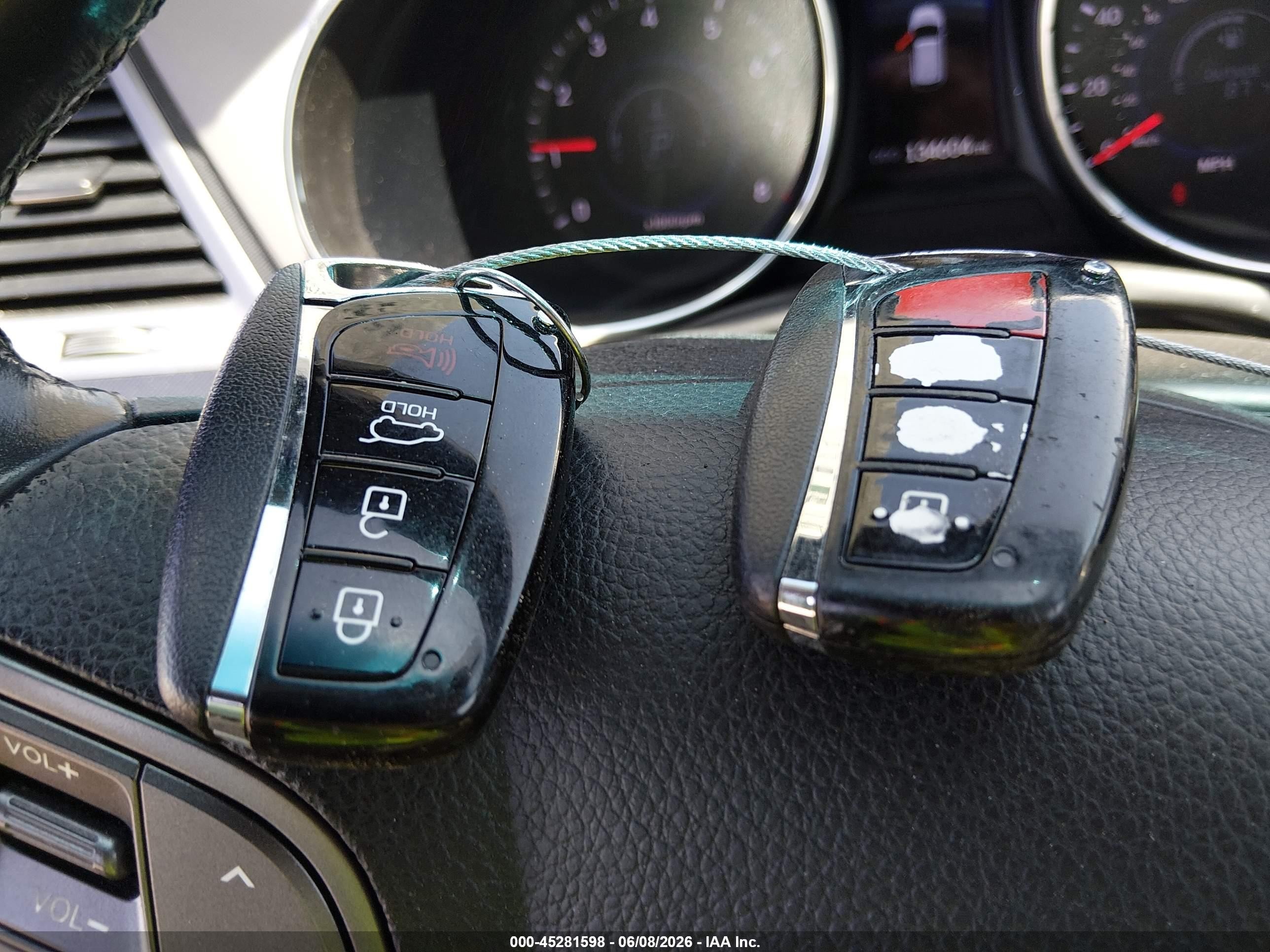 2013 Hyundai Santa Fe Sport Серебряный vin: 5XYZUDLB0DG041034