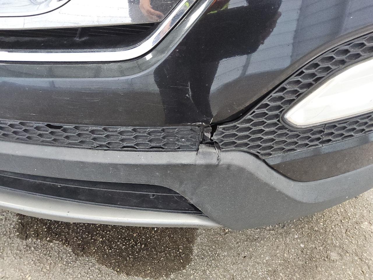 2013 Hyundai Santa Fe Sport 2.4l Black vin: 5XYZUDLB0DG097636 Damage: Front Bumper, Broken, Replacement Required