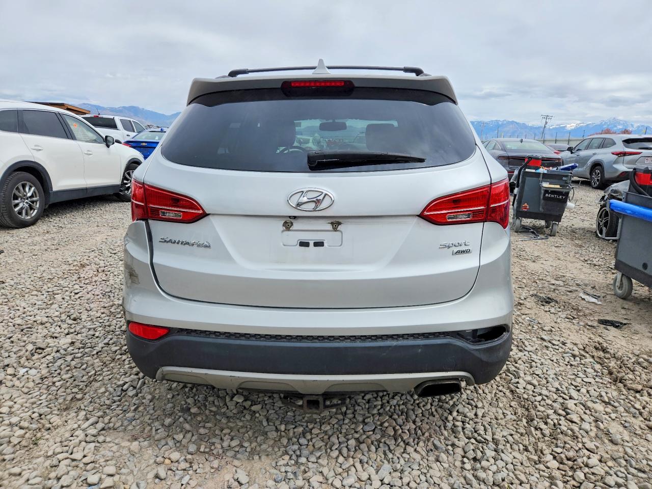 2013 Hyundai Santa Fe Sport 2.4l Silver vin: 5XYZUDLB0DG100406
