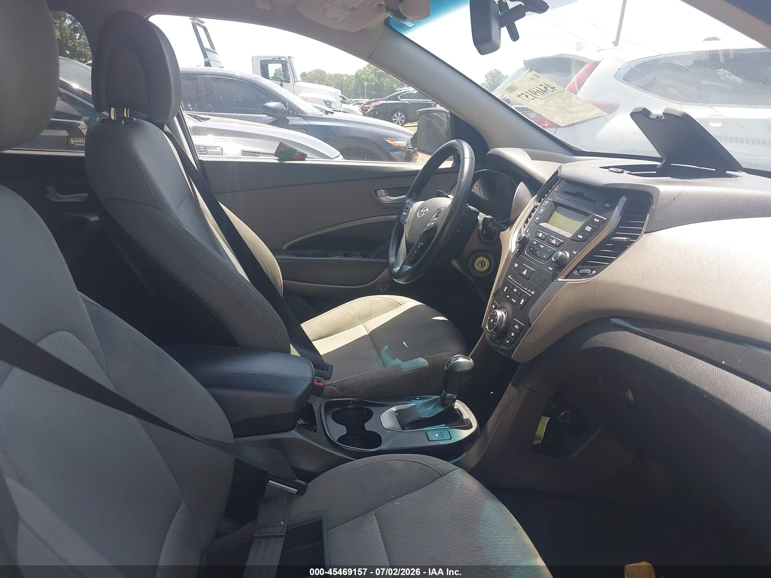 2013 Hyundai Santa Fe Sport White vin: 5XYZUDLB1DG017275
