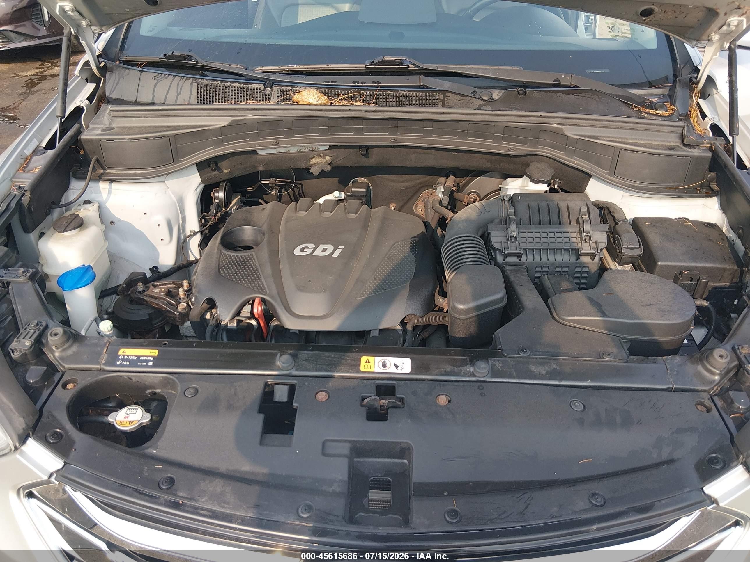2013 Hyundai Santa Fe Sport Silver vin: 5XYZUDLB1DG077993