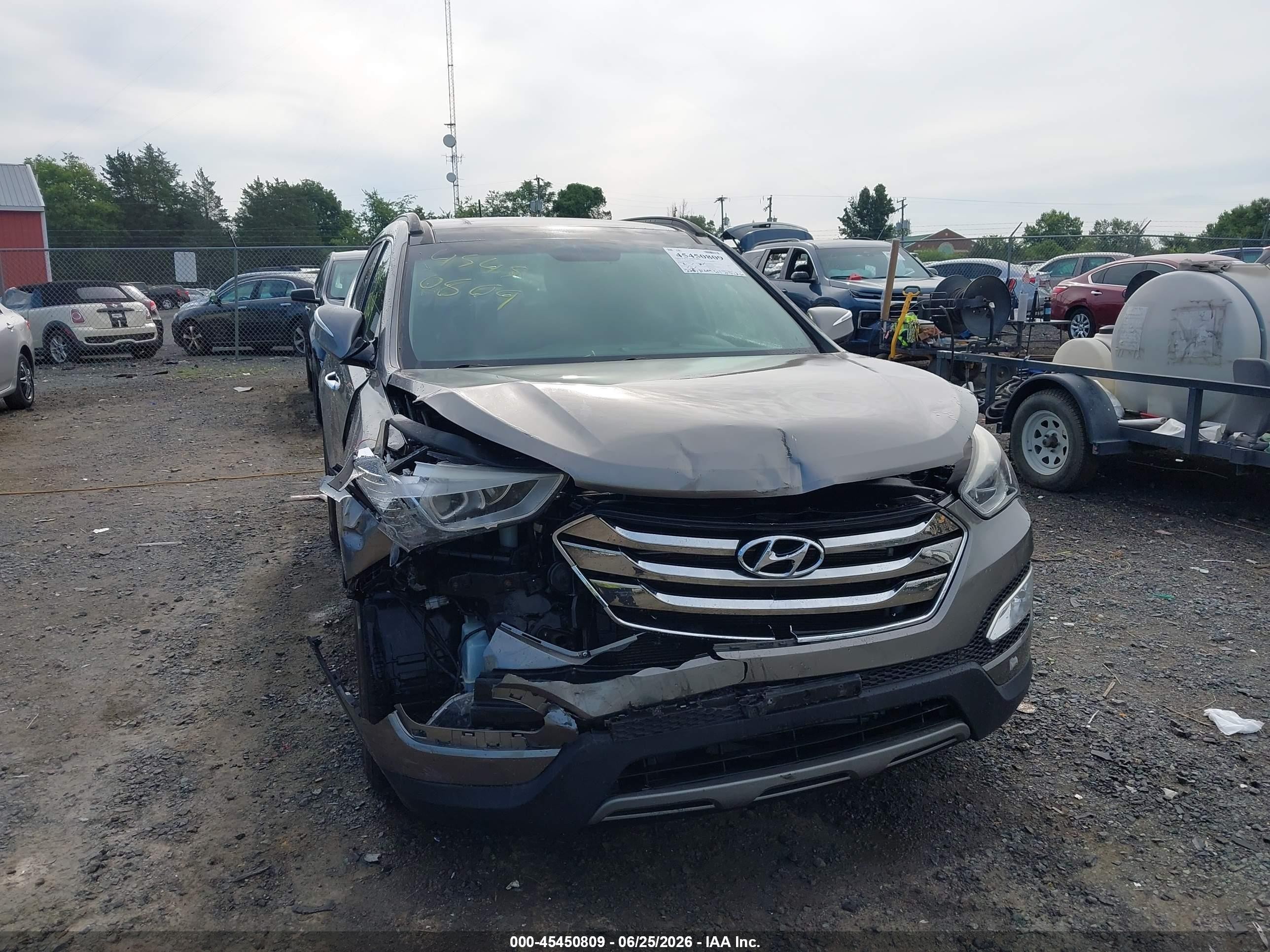 2014 Hyundai Santa Fe Sport 2.4 Luxury Gray vin: 5XYZUDLB1EG179635