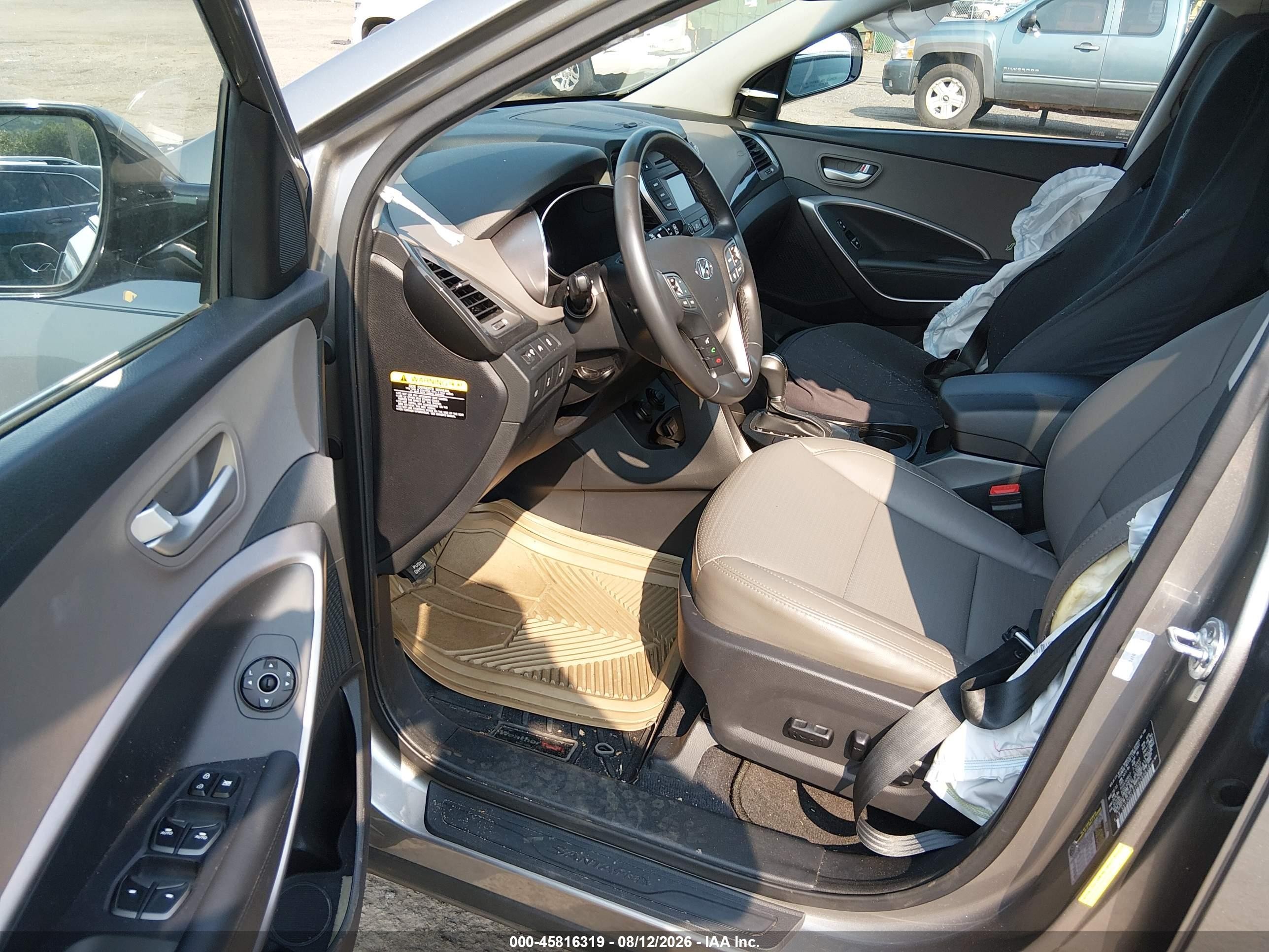 2015 Hyundai Santa Fe Sport 2.4l Серый vin: 5XYZUDLB1FG289618